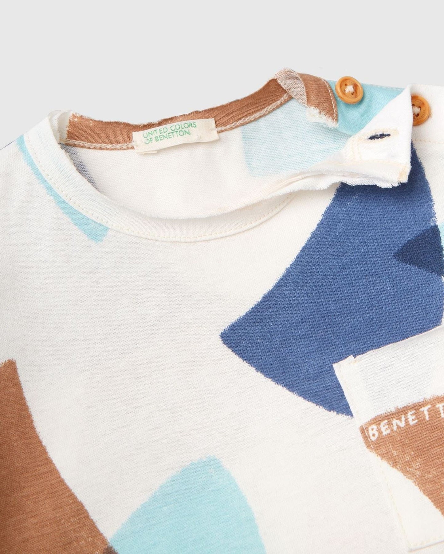 T-shirt with sail print