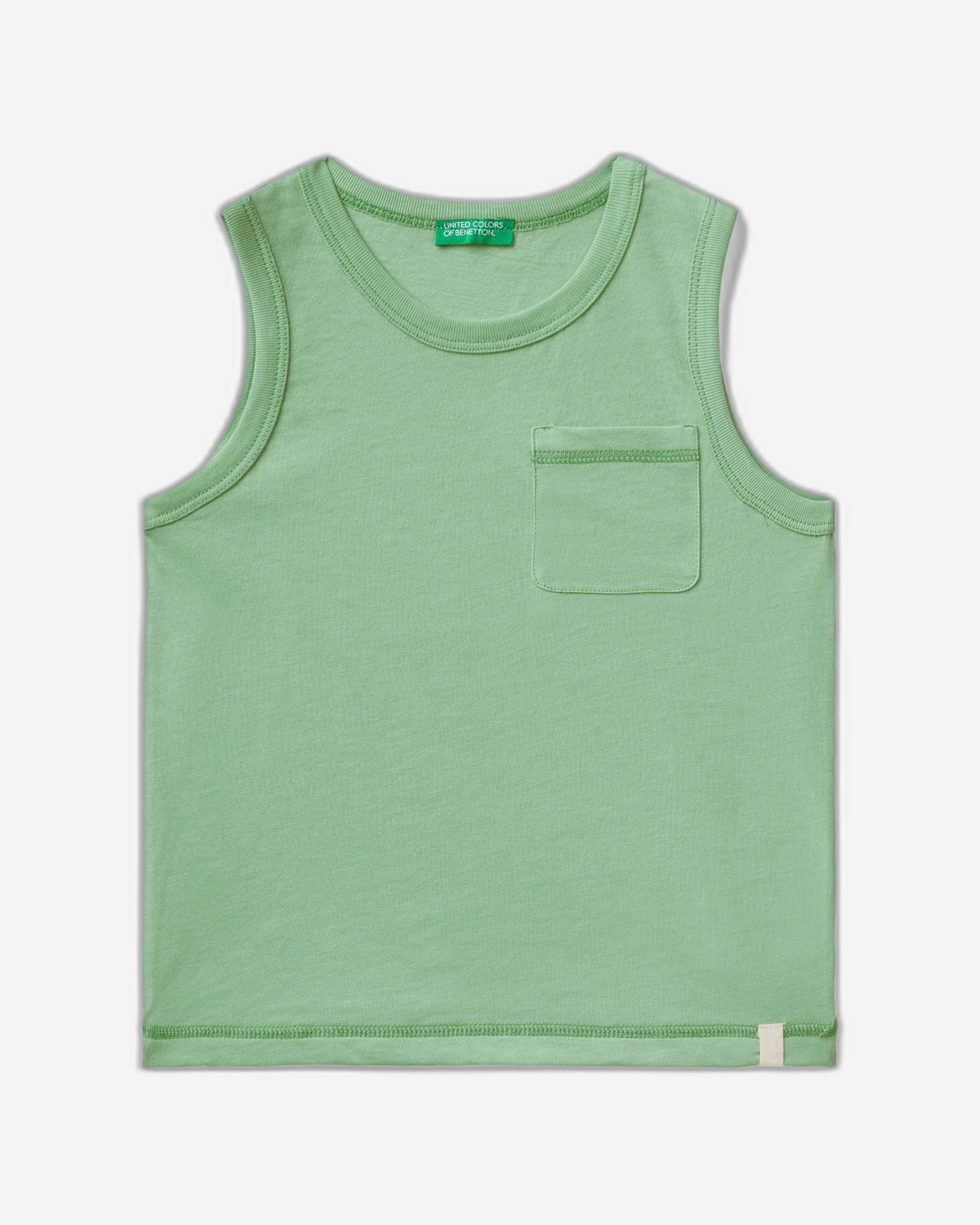 Tank top in recycled fabric with pocket