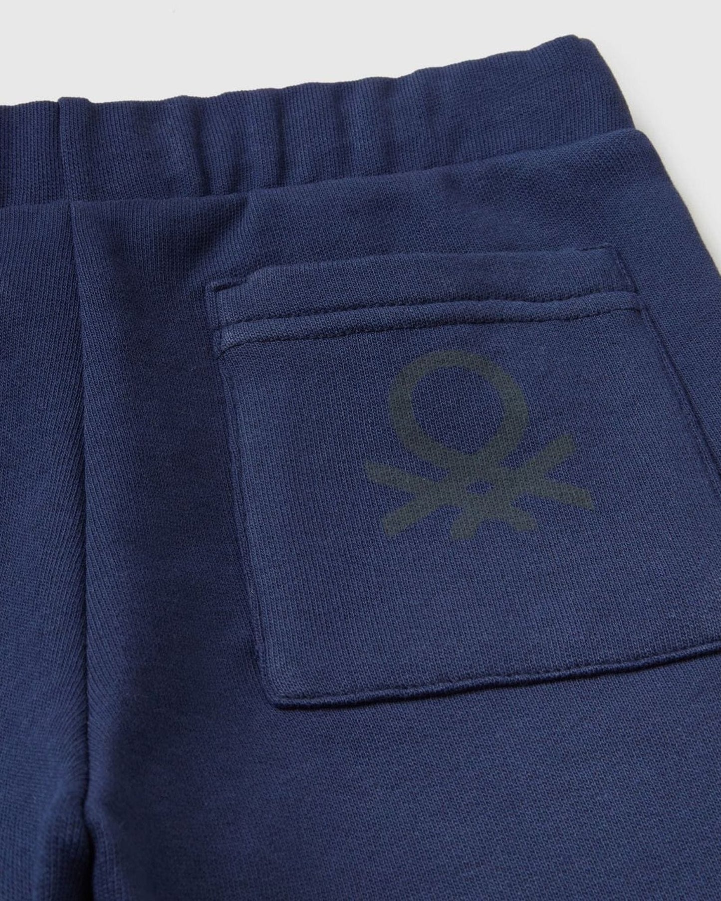 Sweatpants with pocket