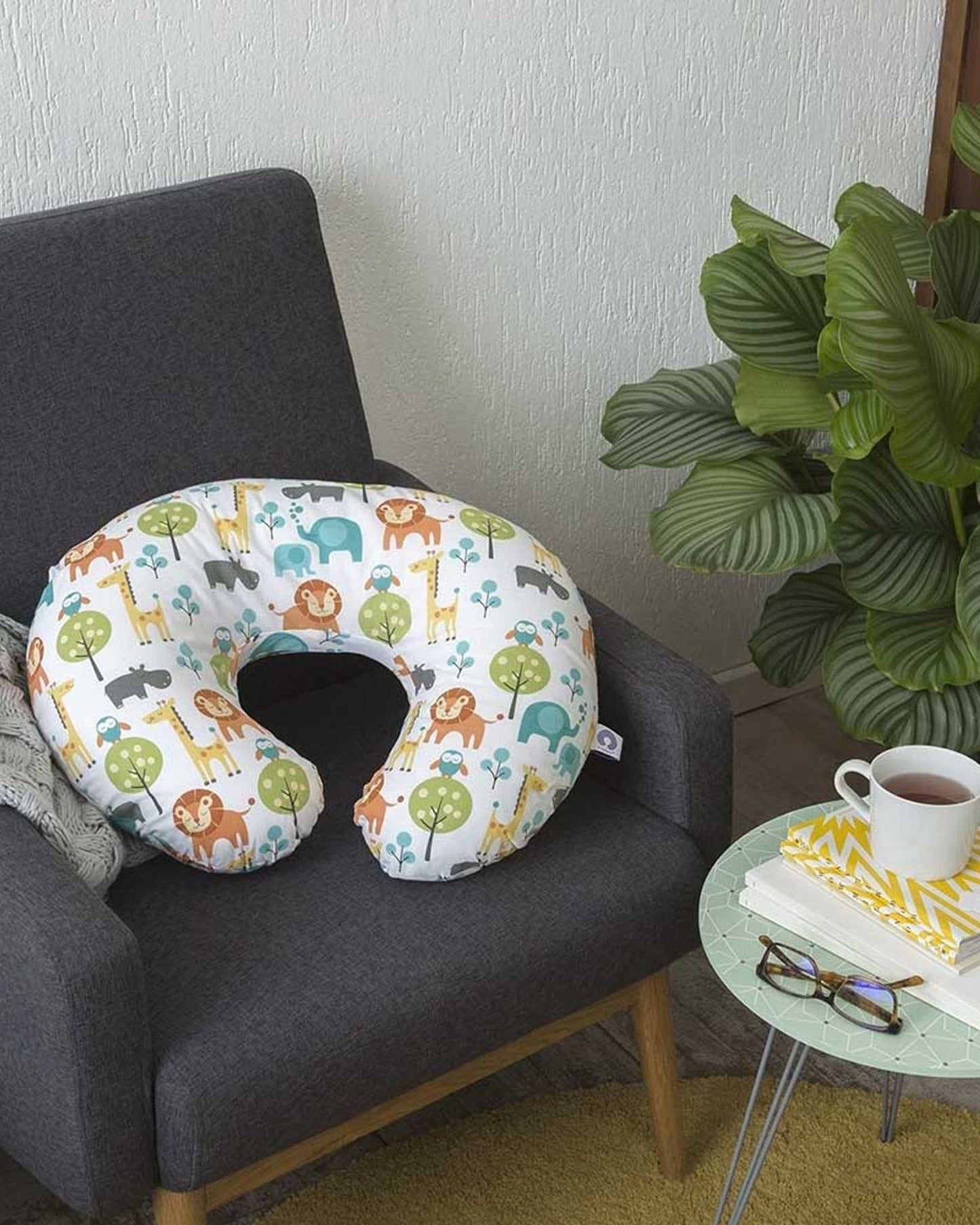 CHICCO BOPPY PILLOW WITH COTTON SLIPCOVER 0M+ PEACFUL JUNGLE
