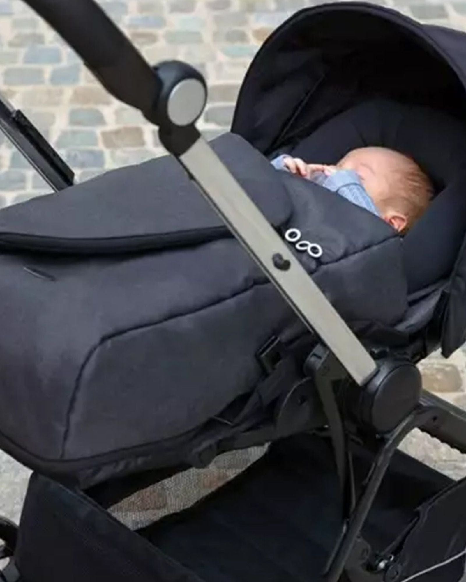 One4Ever Snuggle Pod Pirate Black-CH79684-42