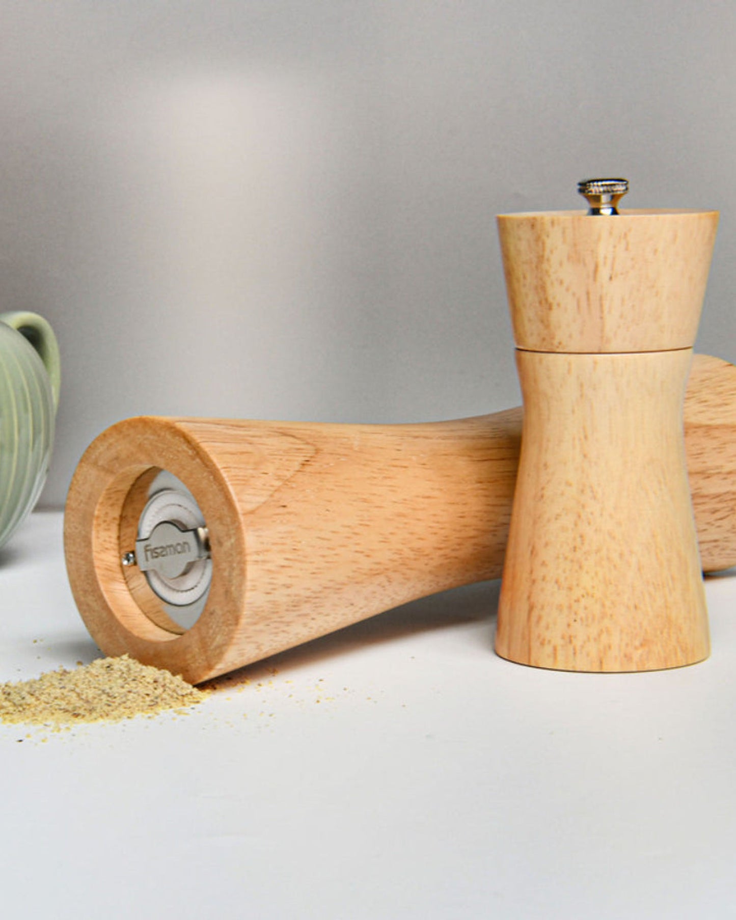 Fissman Salt and Pepper Mill Rook Shape Brown Wooden Style 16cm