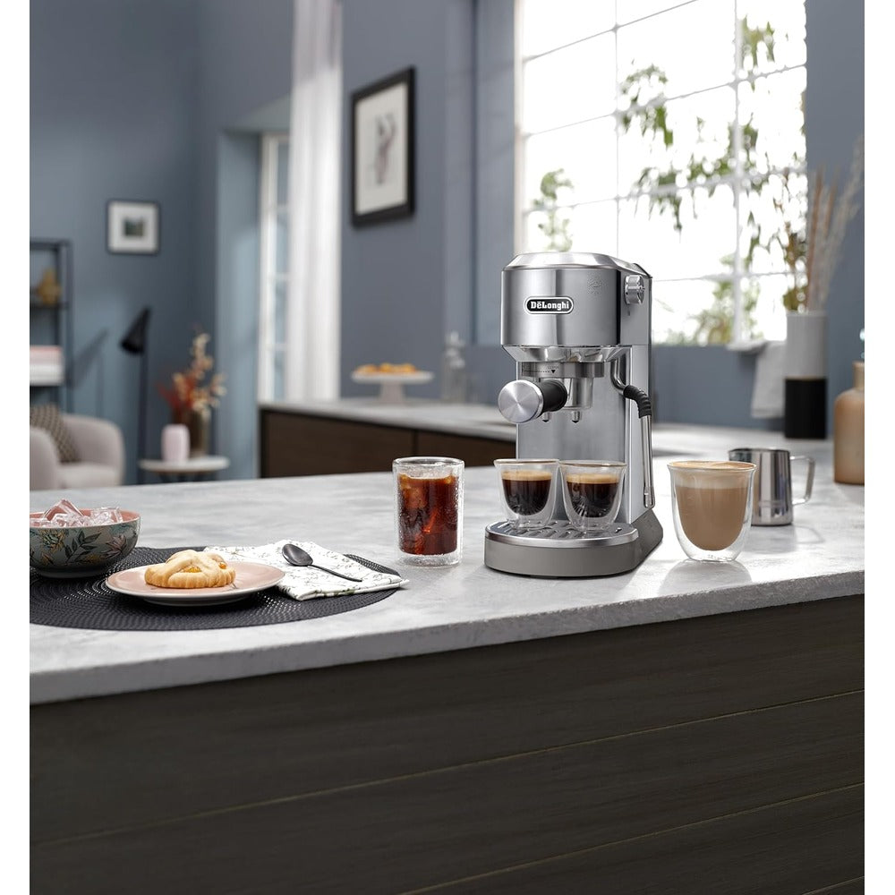 De'Longhi Dedica Style Pump Espresso EC890.M