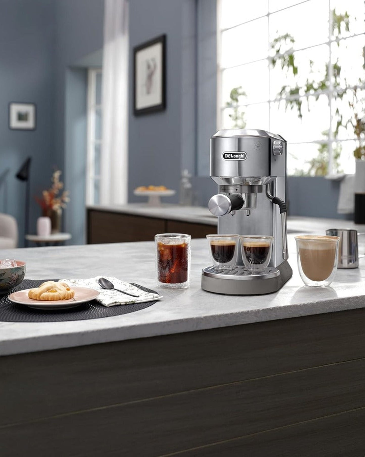De'Longhi Dedica Style Pump Espresso