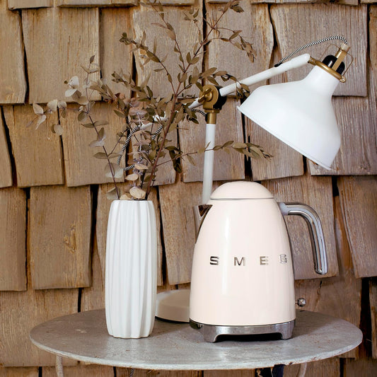 Smeg 50'S Retro Style Kettle, 1.7 L Capacity With Water Level Indicator, 360 Swivel Base, Anti-Slip Feet, Soft Opening Lid, Cream- KLF03CRUK