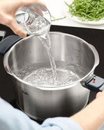 Fissler VITAVIT PREMIUM PRESSURE COOKER 18CM 2.5L W/ PERFORATED INSERT