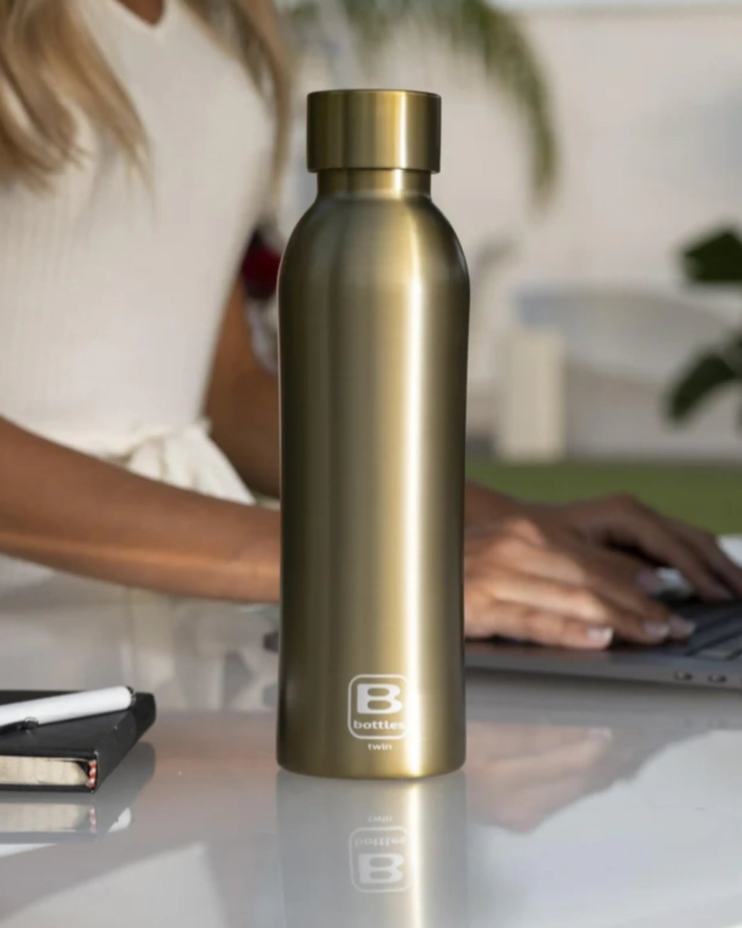 Bugatti Bottle Twin 500 Yellow Gold Brush
