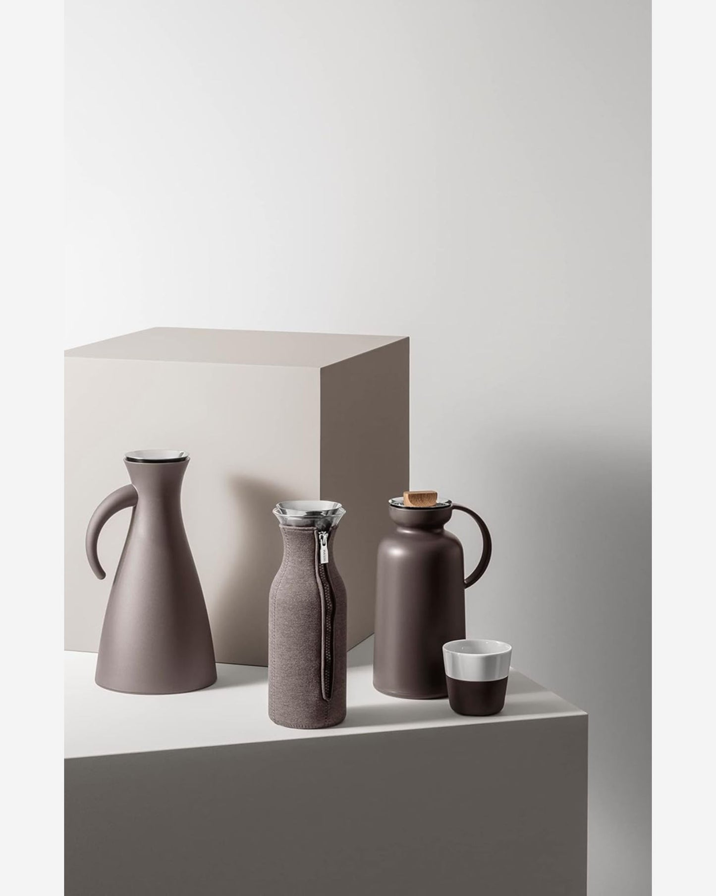 Eva Solo 502876 Silhouette Vacuum Jug 1.0L Chocolate