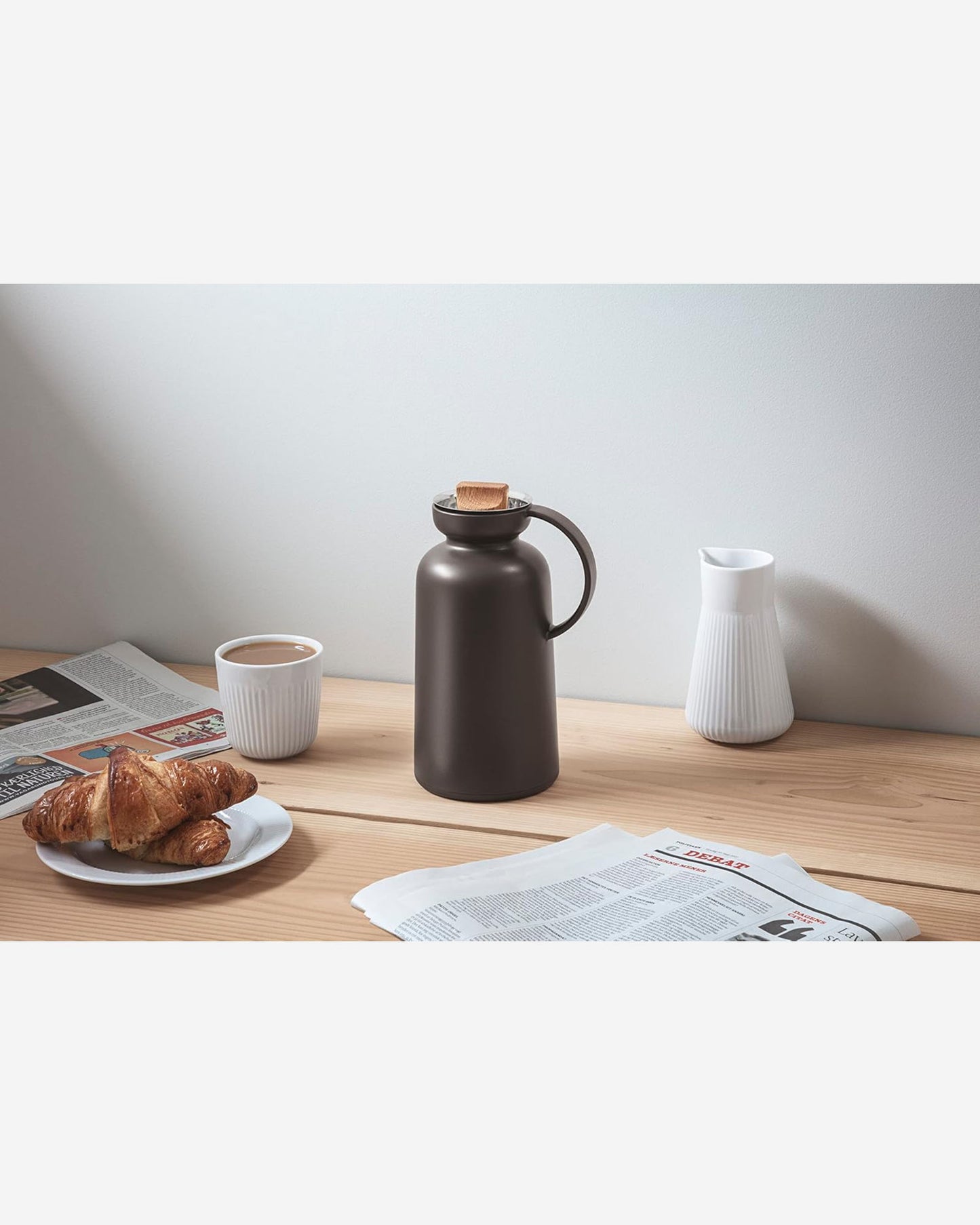 Eva Solo 502876 Silhouette Vacuum Jug 1.0L Chocolate