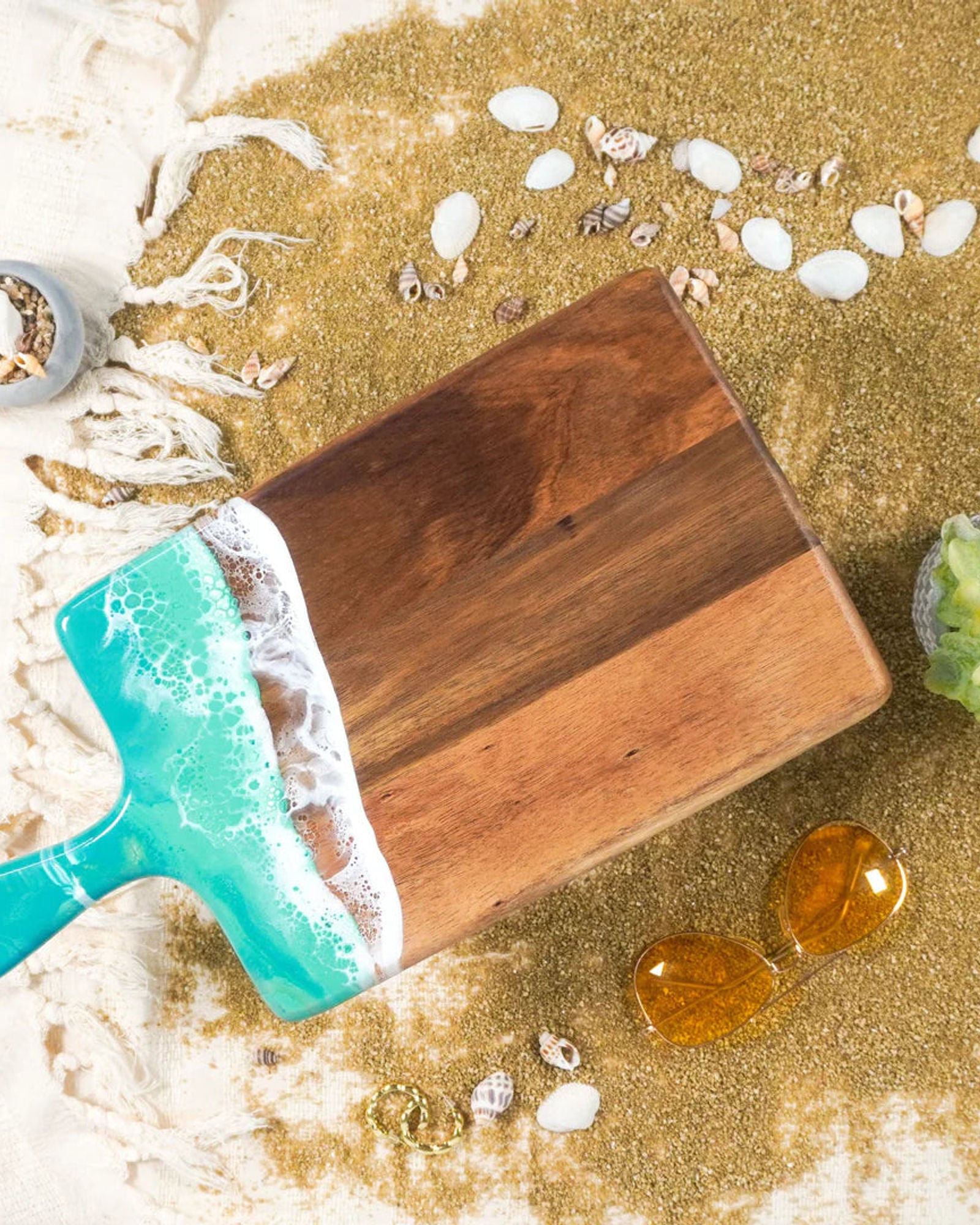 Lynn & Liana Acacia 8X16 Medium Cheese Board Caribbean Blue