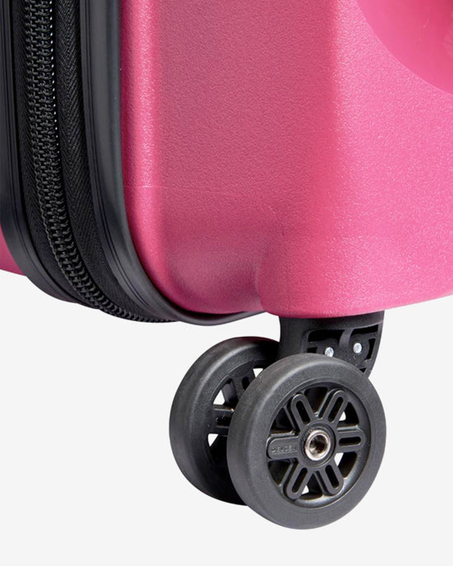 Delsey Paris Belmont Set of 3 Luggage + Free Agreable Backpack