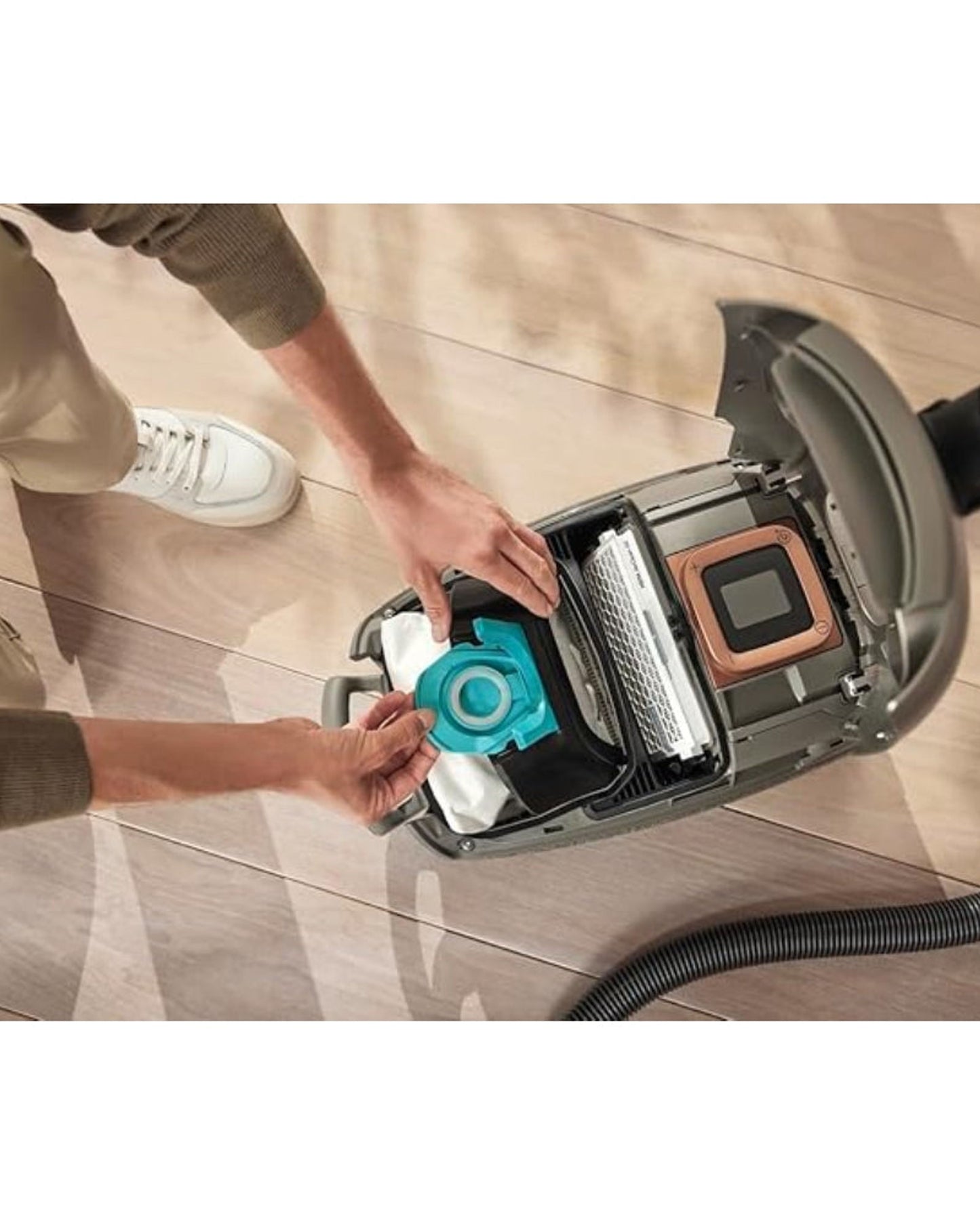 Miele HyClean Pure TU Vacuum Cleaner Dust Bags for All Miele Guard L1 and Guard S1 Models, XL Pack of 8 Dust Bags and 2 AirClean Exhaust Filters