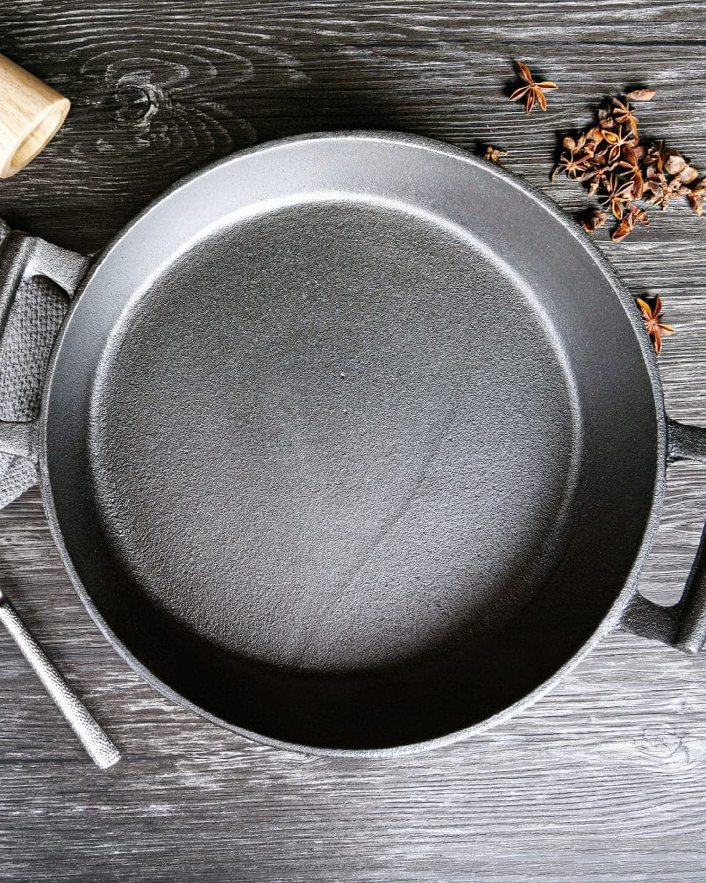 Fissman Casserole Cast Iron Black 30cm