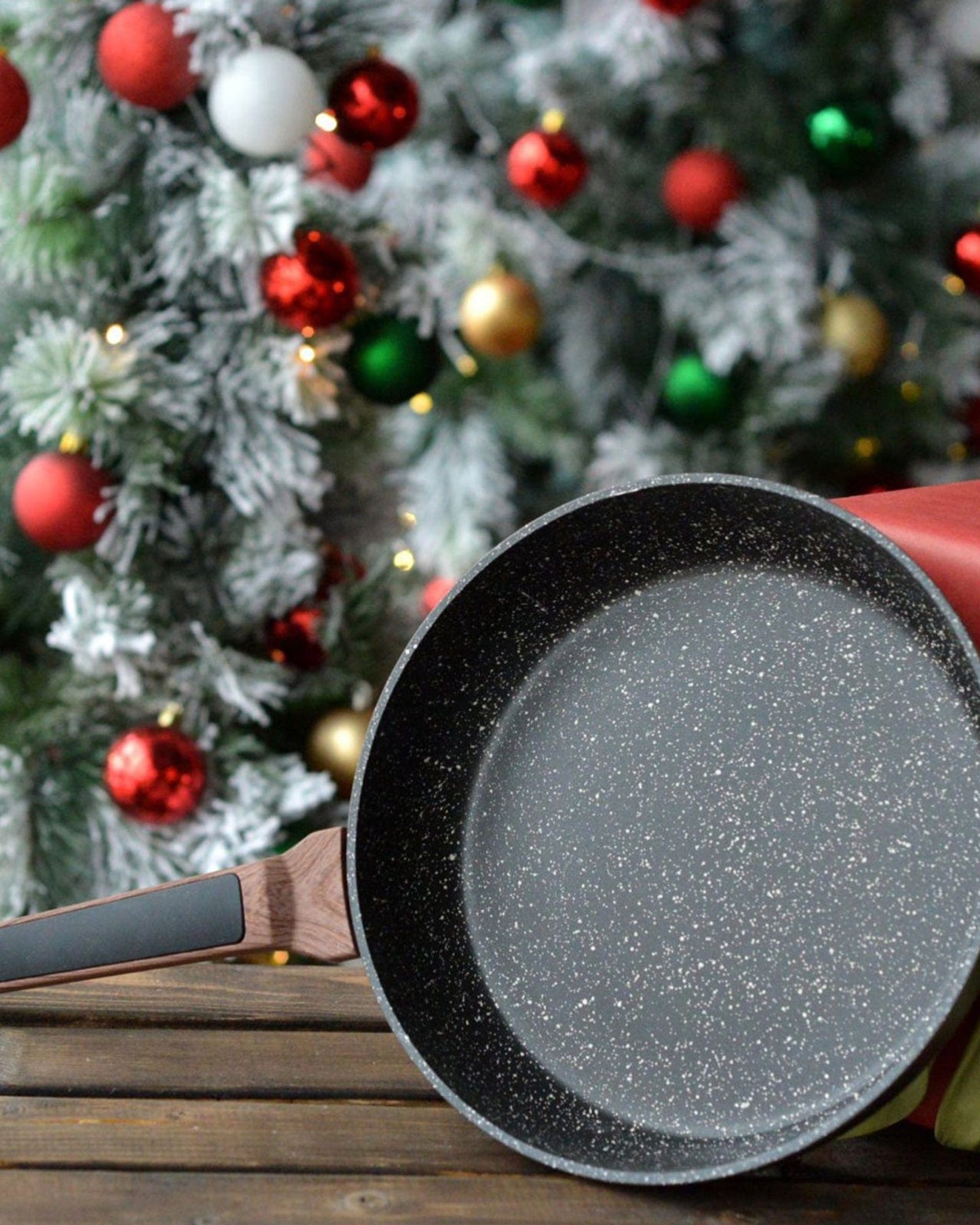 Fissman Frying Pan Diamond Aluminum 24cm