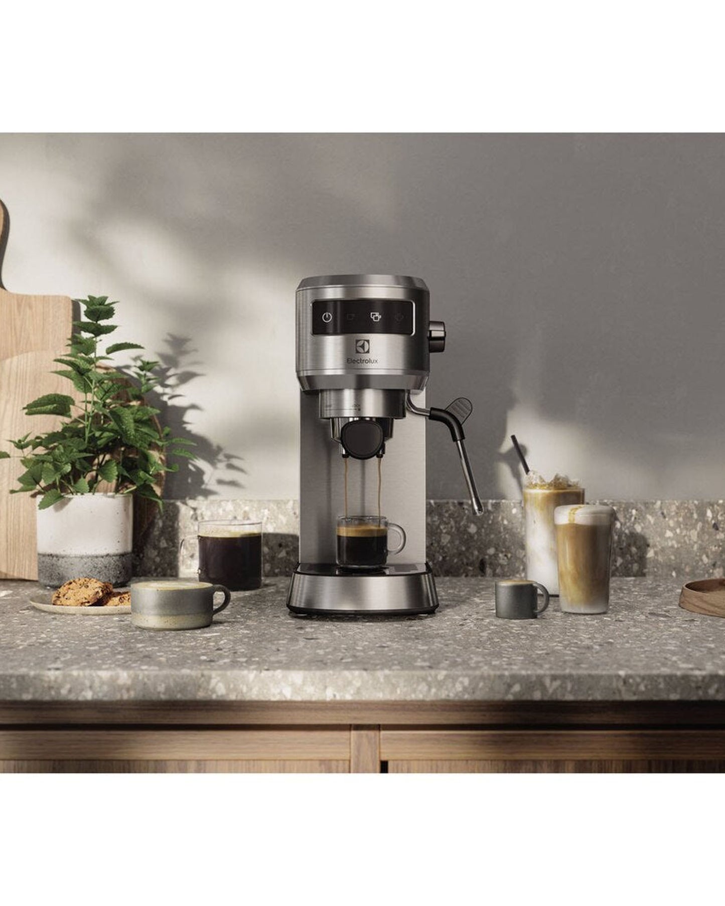 Electrolux UltimateTaste 500 1L Espresso Coffee Maker