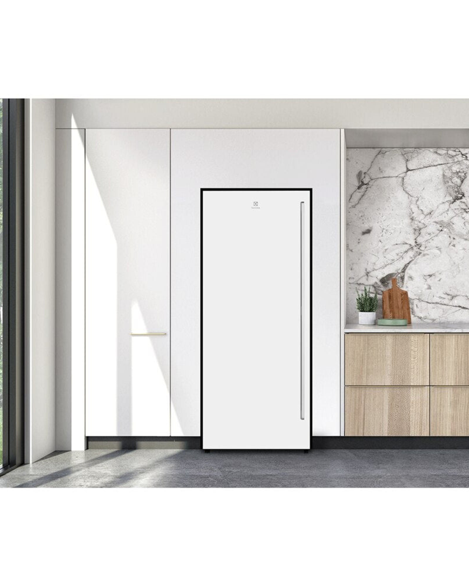 Electrolux Single Door Freezer 388L