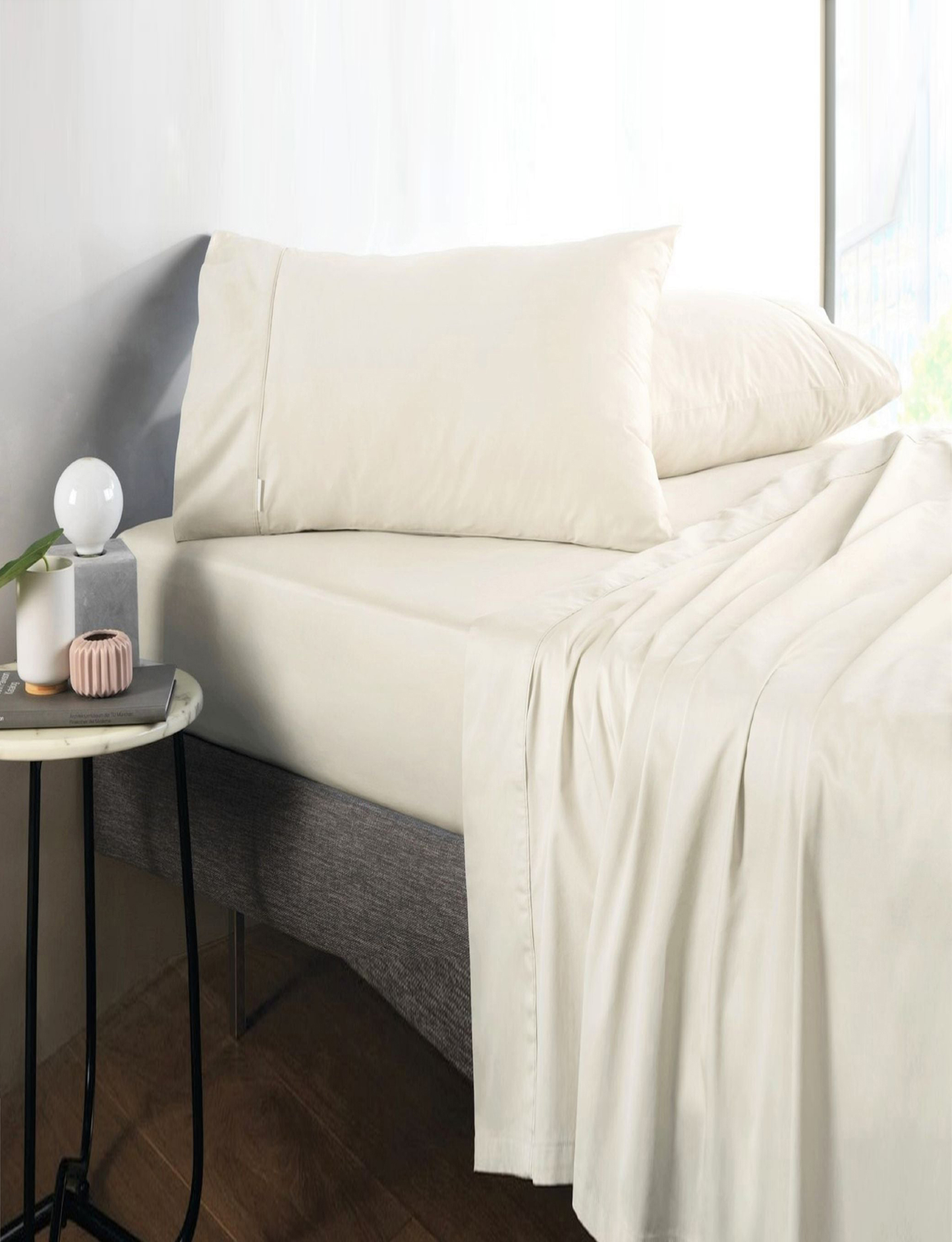 Sheridan 500 TC Cotton Sateen Plain Dyed Super King Duvet Cover Chalk