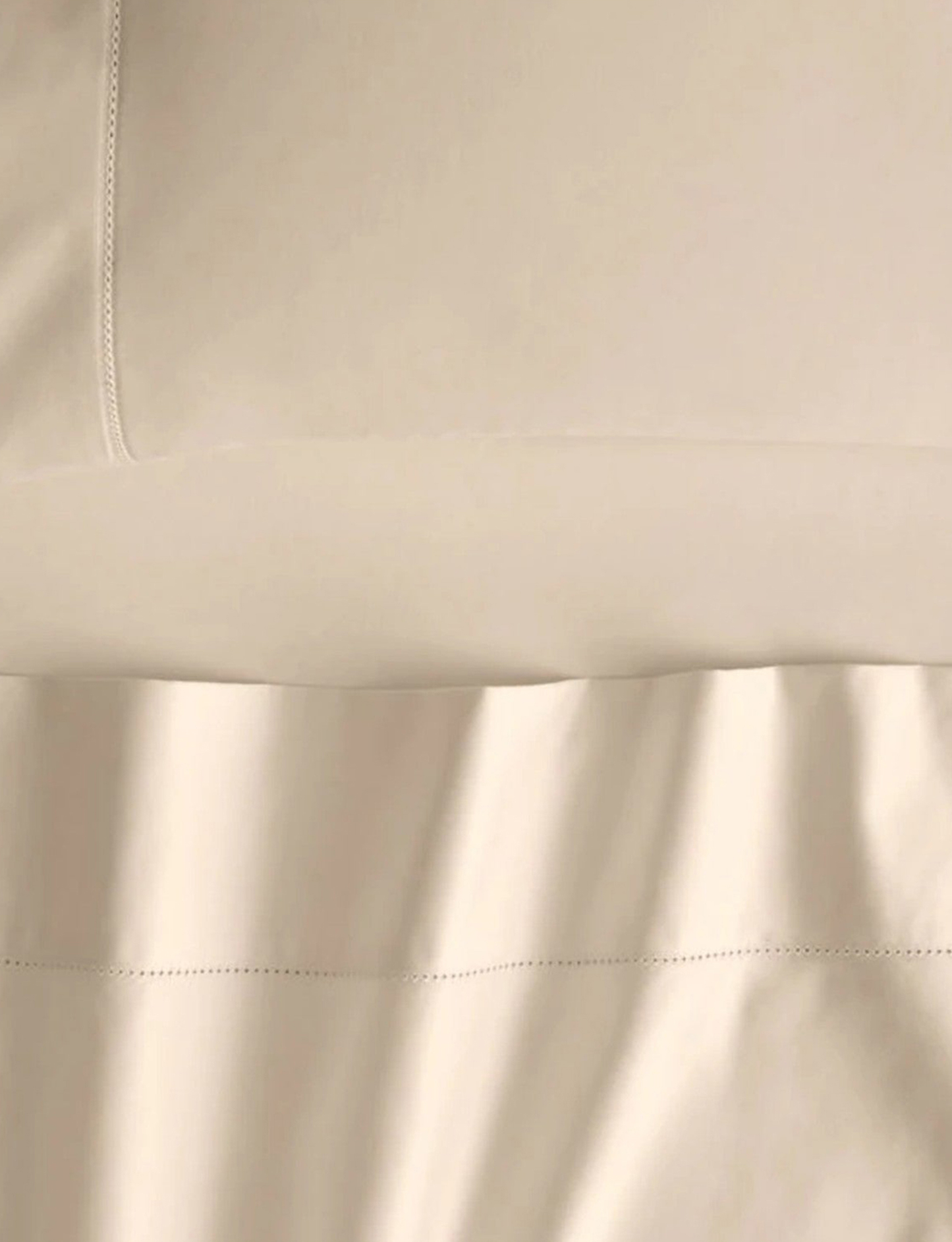 Sheridan 1000 TC Cotton Sateen Plain Dyed King Duvet Cover Champagne
