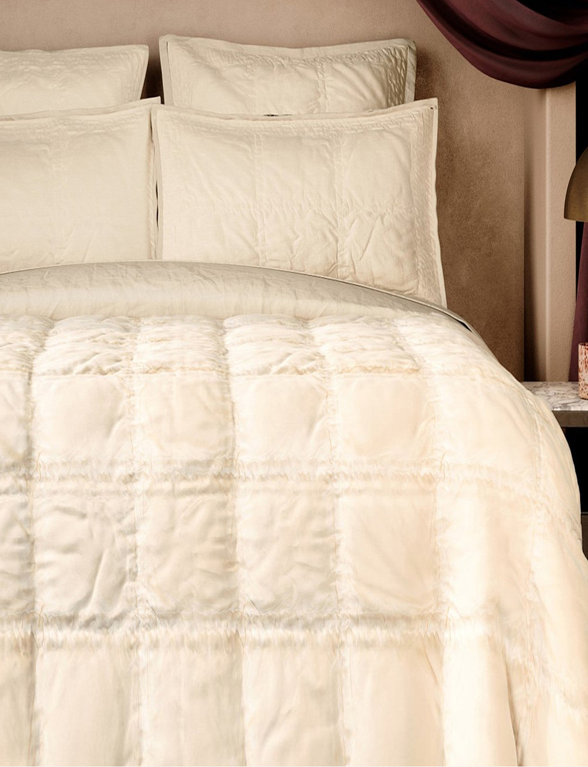 Sheridan Remme Square Filled Cushion Champagne