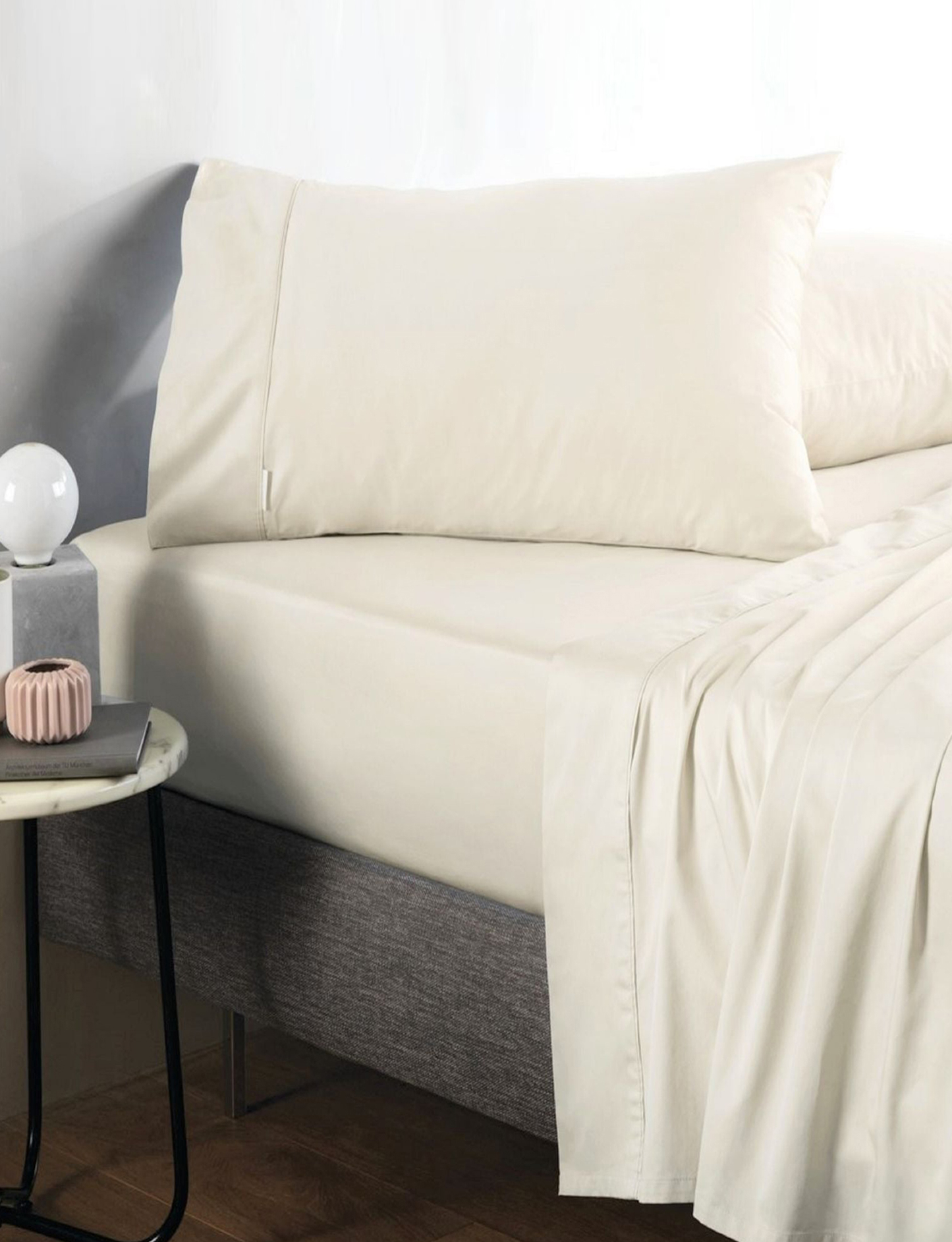 Sheridan 500 TC Cotton Sateen Plain Dyed Emperor Fitted Sheet Chalk