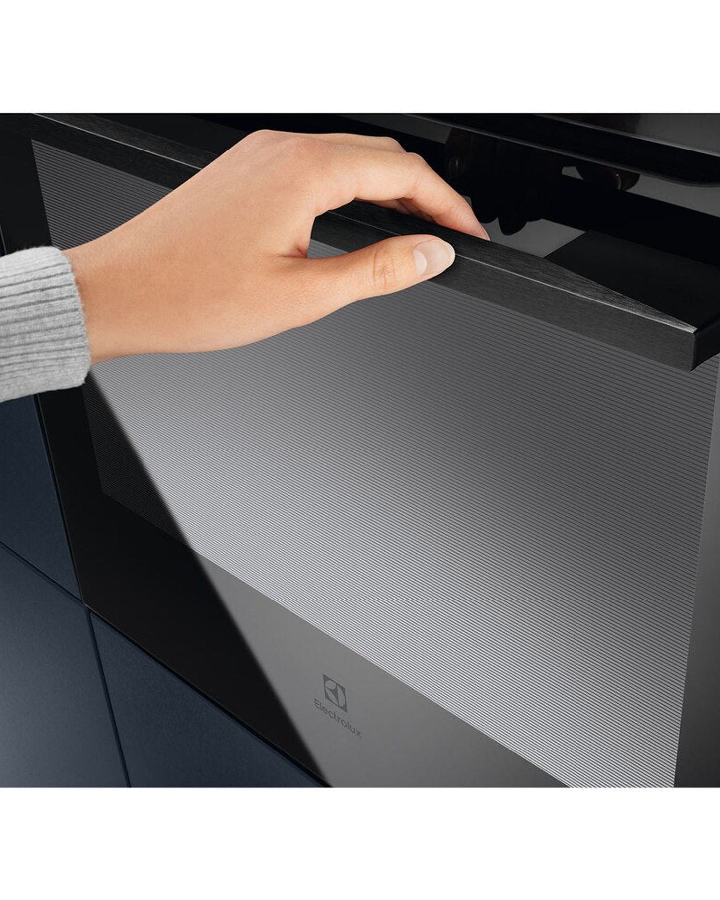 Electrolux Built-In Single Electric Oven with 65L Capacity 60cm