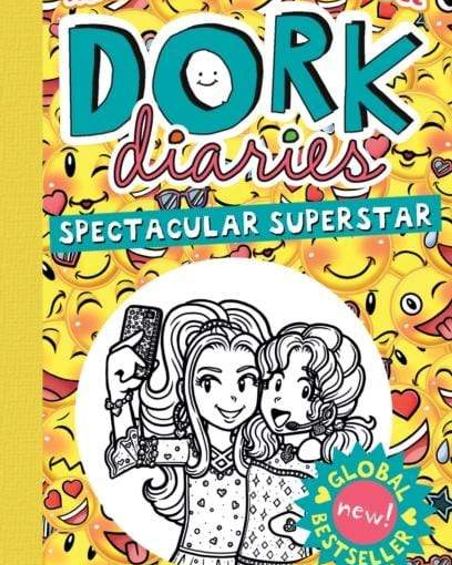Dork Diaries 14: Spectacular Superstar