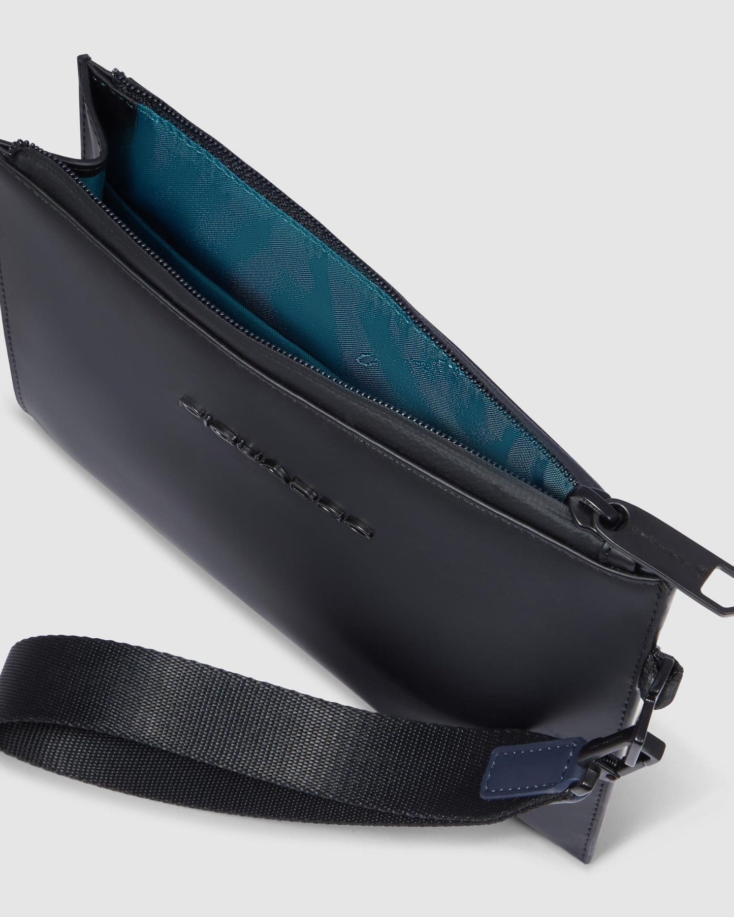 Piquadro Rubberized Water Resistant Small Clutch Black