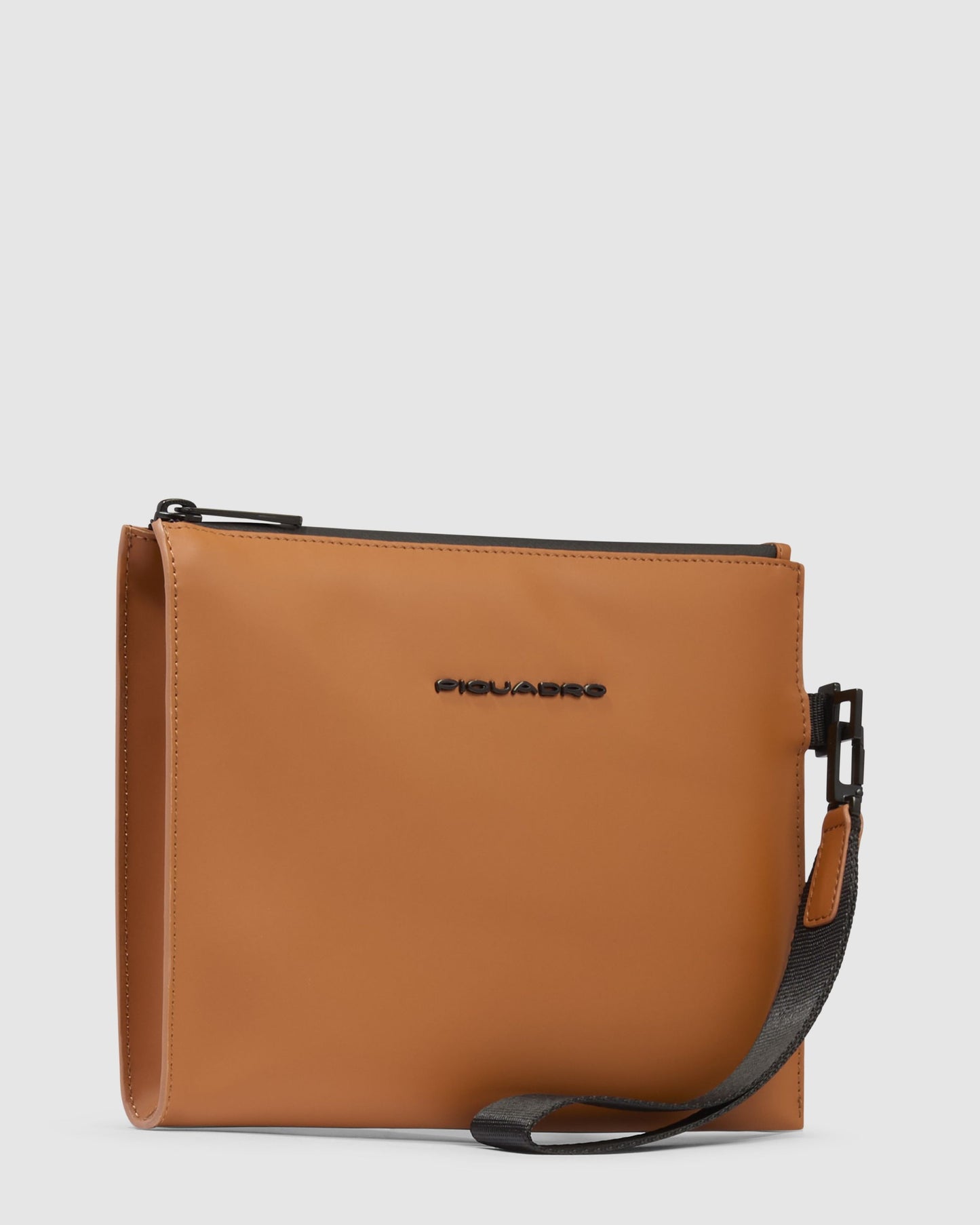 Piquadro Water Resistant Small Clutch Tobacco Brown