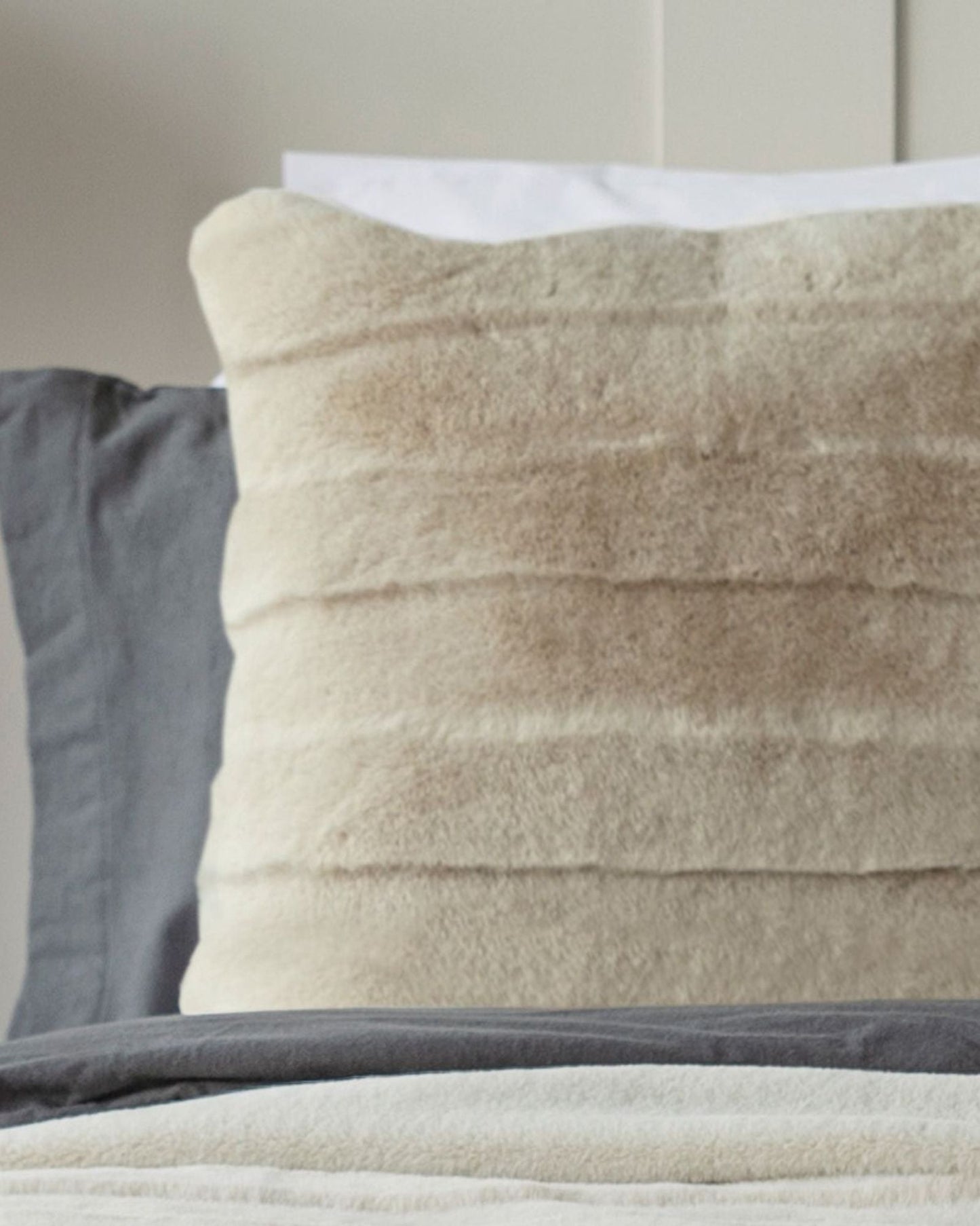 Belledorm "Alaska" Fur Filled Cushion in Oatmeal