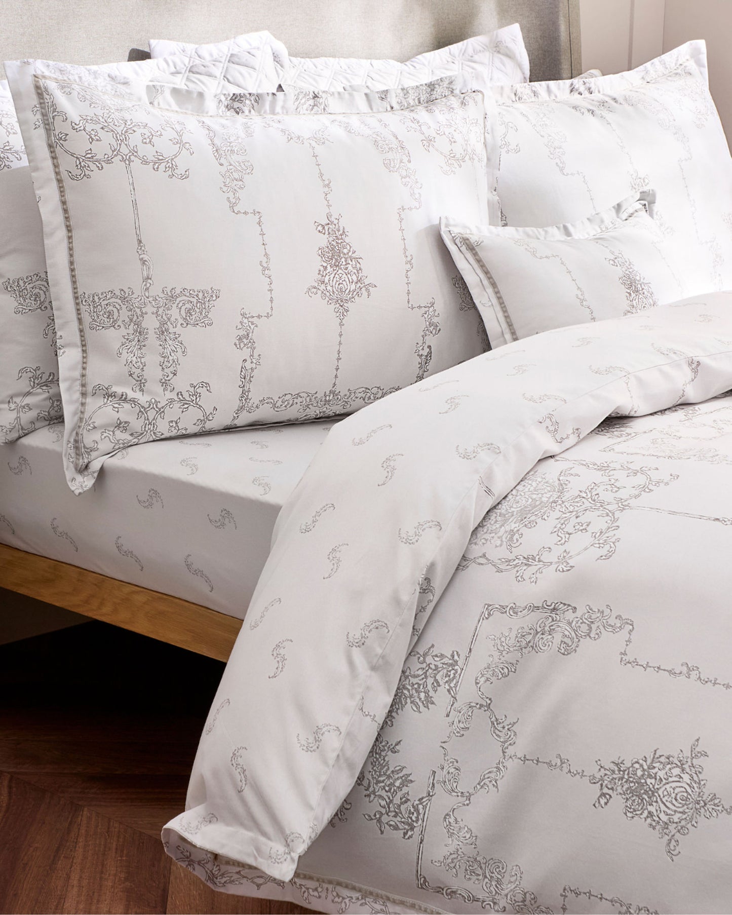 Christy "Ambroise Oyster" Duvet Cover Set in Cream / Silver