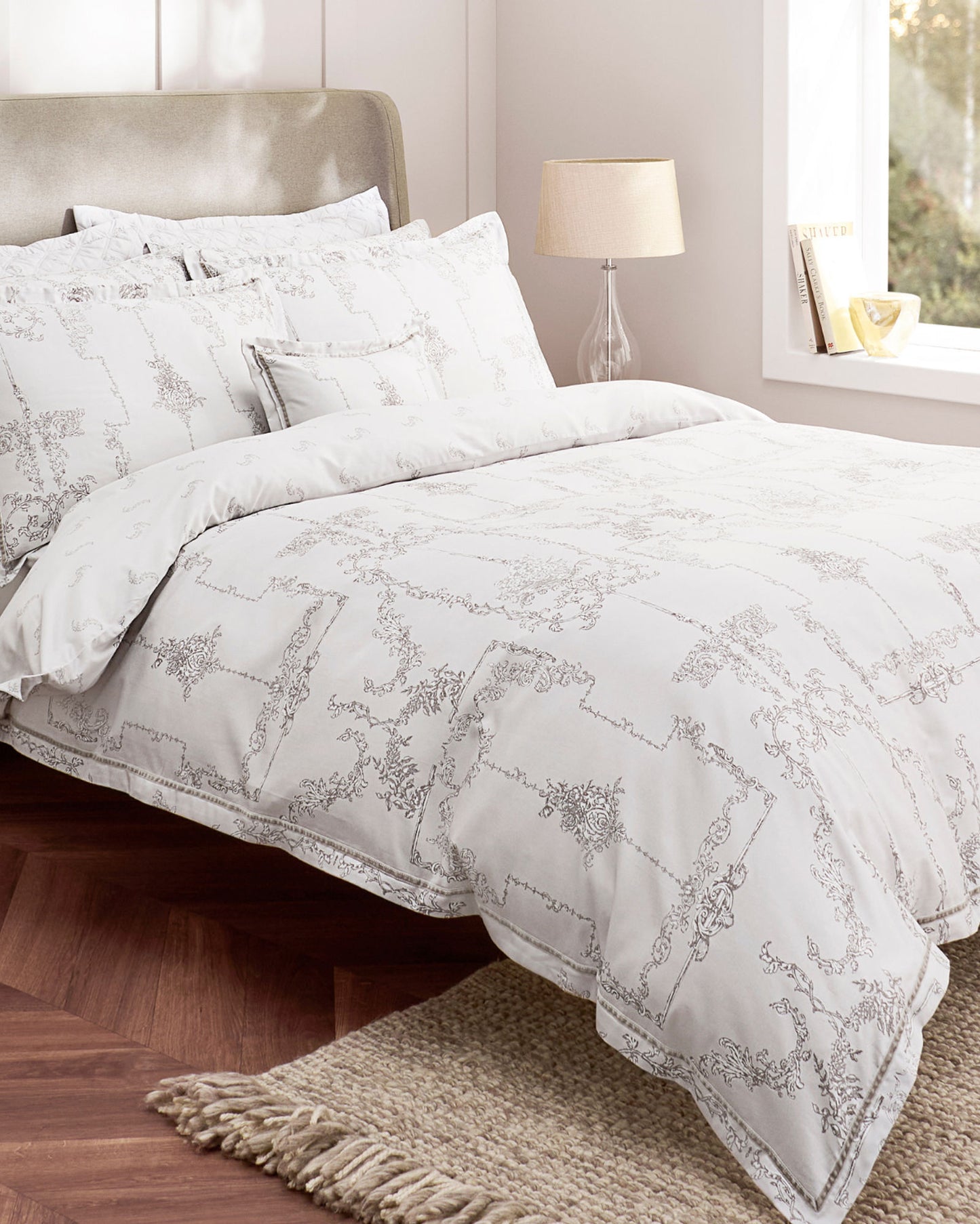 Christy "Ambroise Oyster" Duvet Cover Set in Cream / Silver
