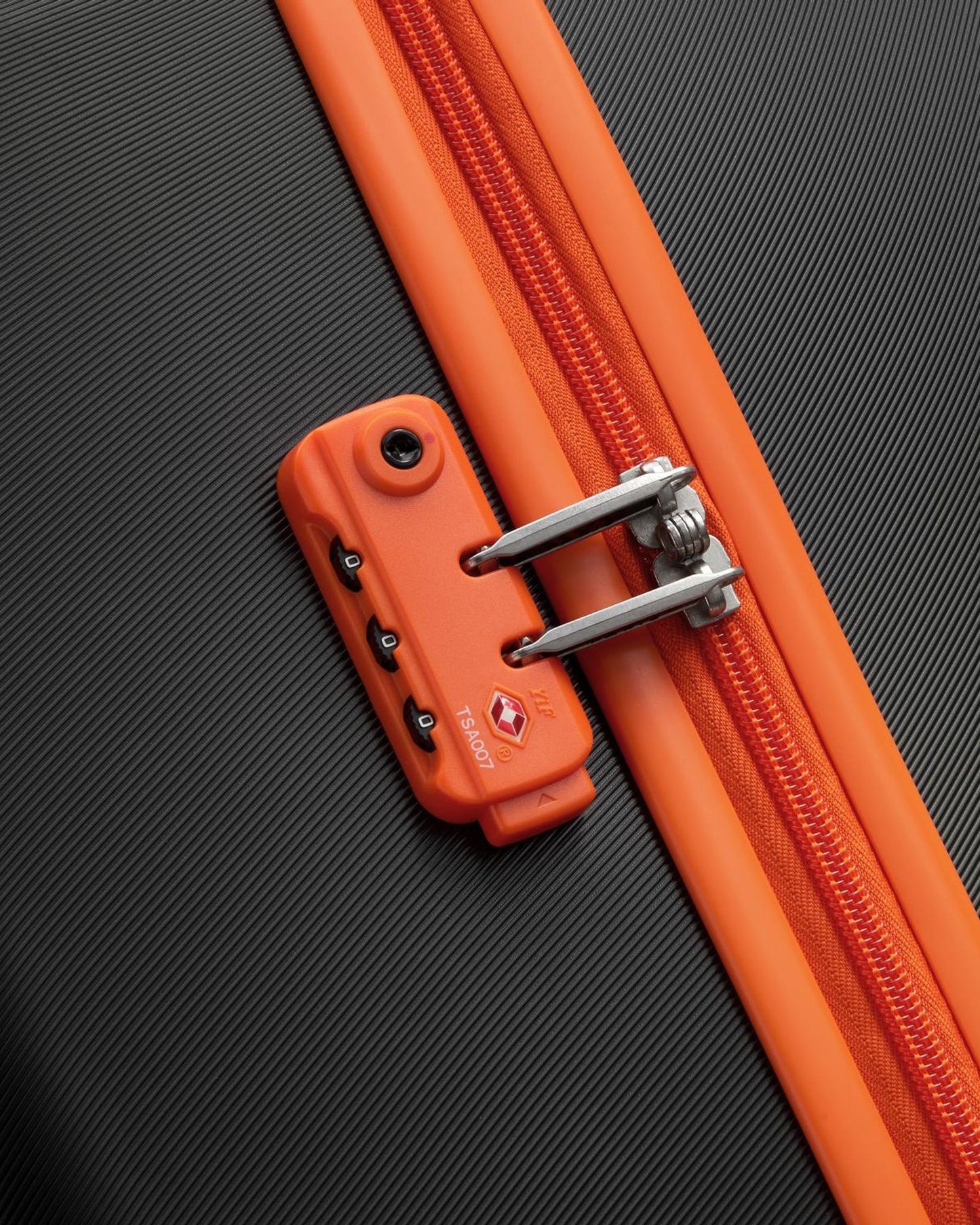 UCOB Fabrica 4 Double Wheel Hardcase Non-Expandable Luggage Trolley