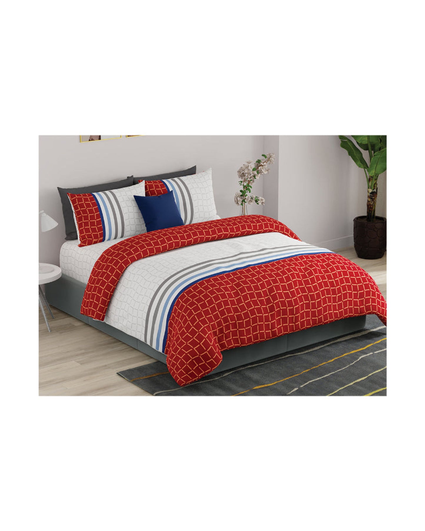 United Colors of Benetton Rainbow 210 TC Super King Bedsheet with 2 Pillow covers Maroon