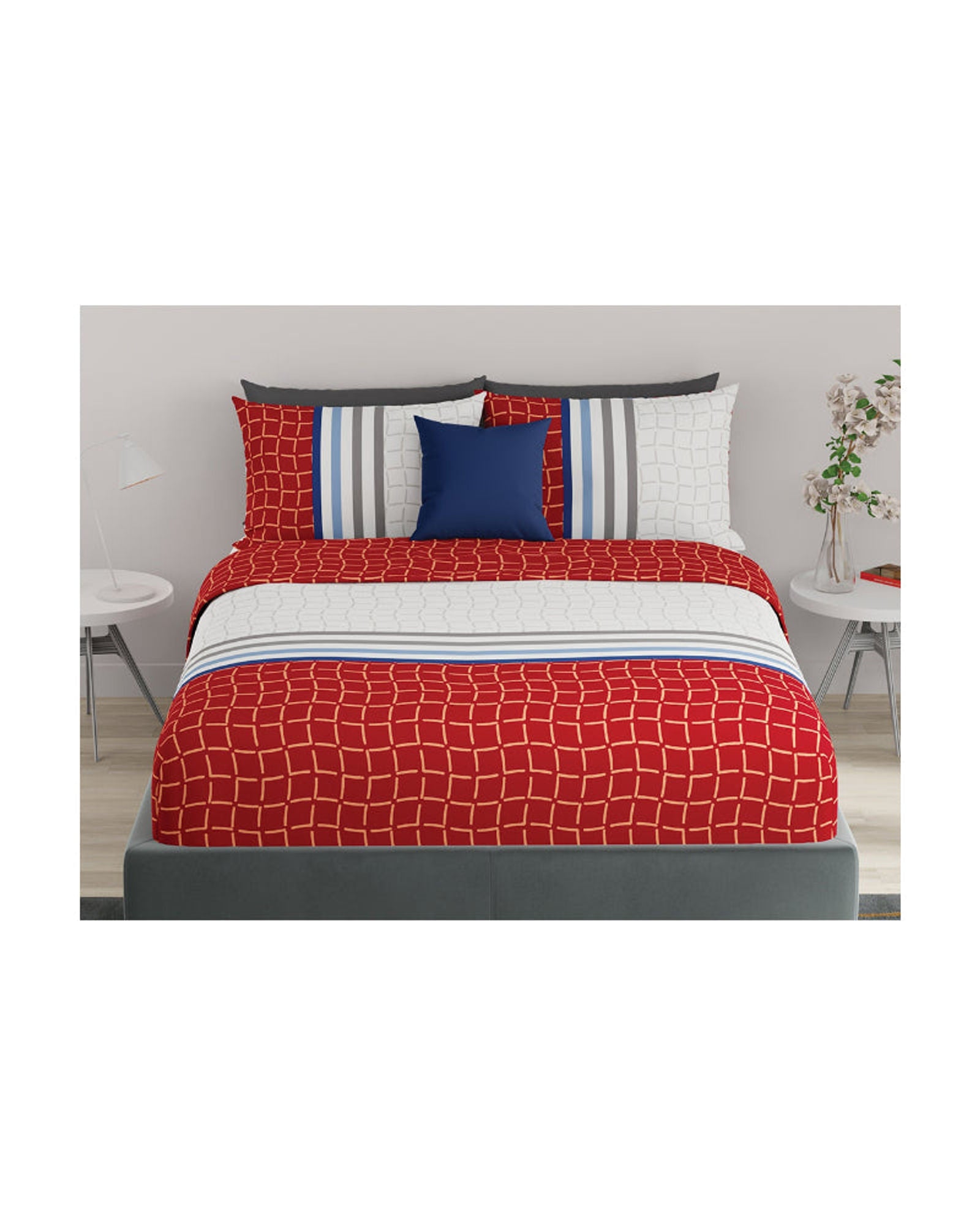 United colors of Benetton Rainbow Maroon 210 TC Fitted sheet with 2 pillow covers