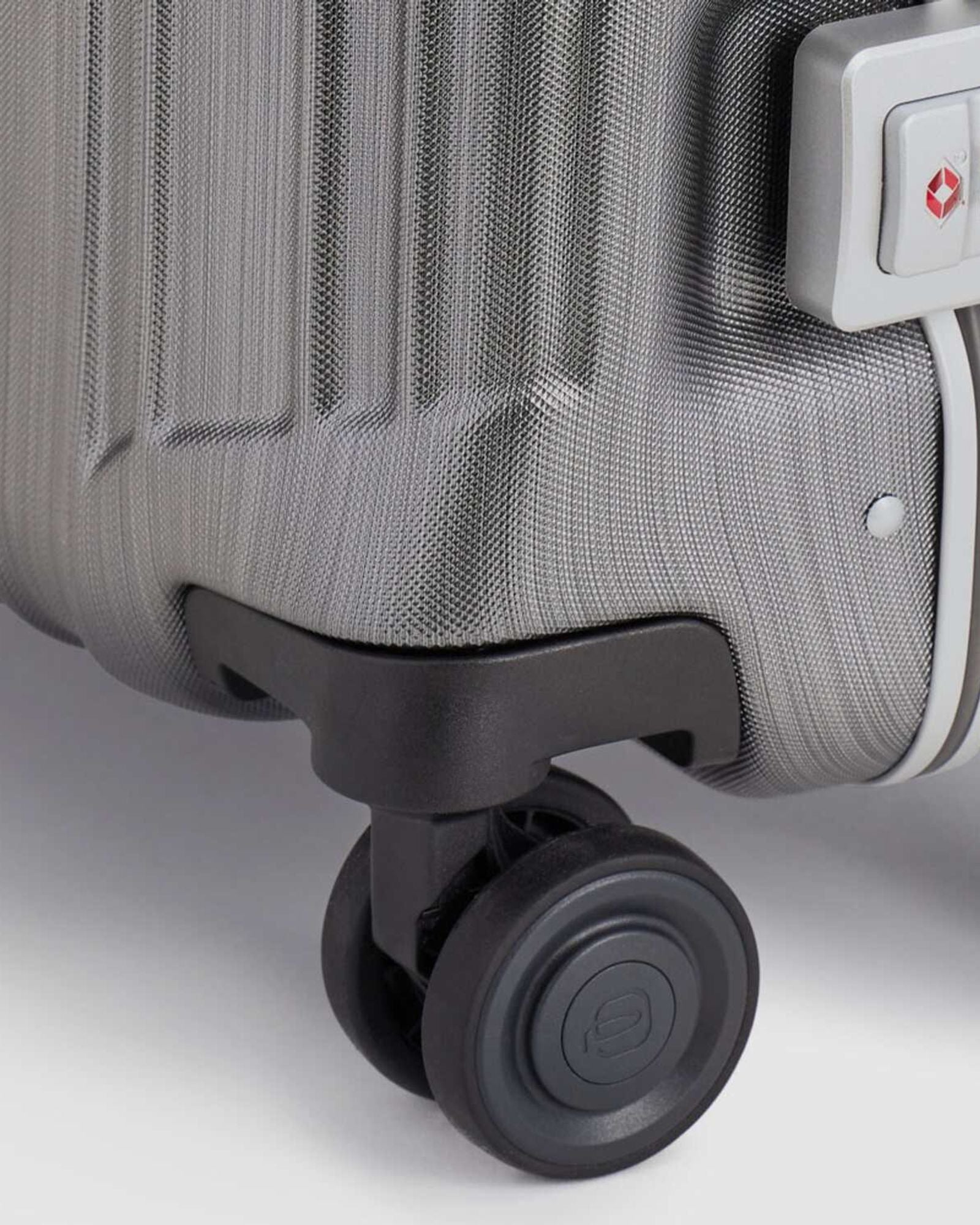 Piquadro Pqlm-Frame 55Cm Ultra Slim Hardcase Cabin Luggage Trolley Black / Light Brown - Bv4425Pqlm/Ncu