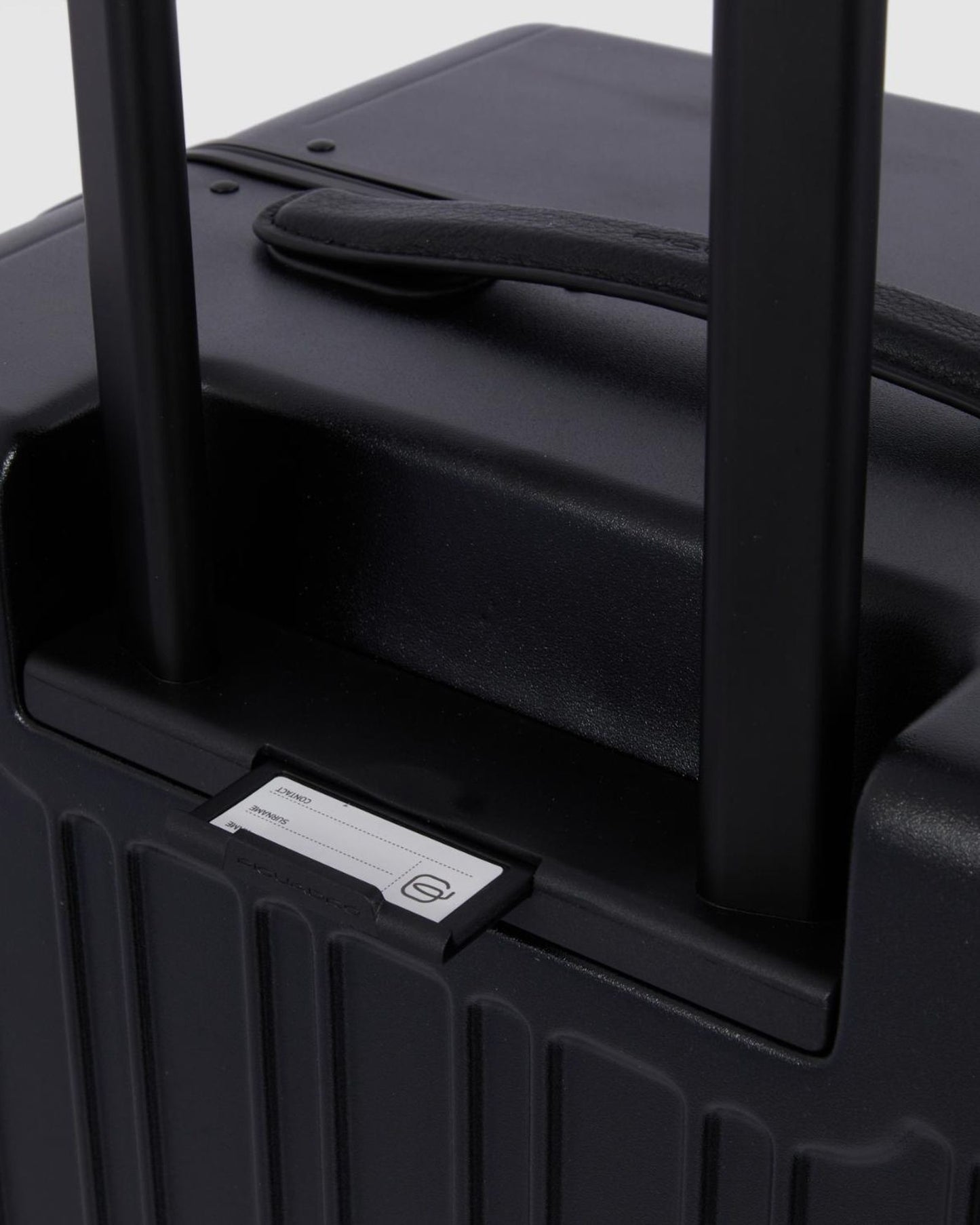 Piquadro Pqlm - Medium Size Hardside Spinner Matt Black