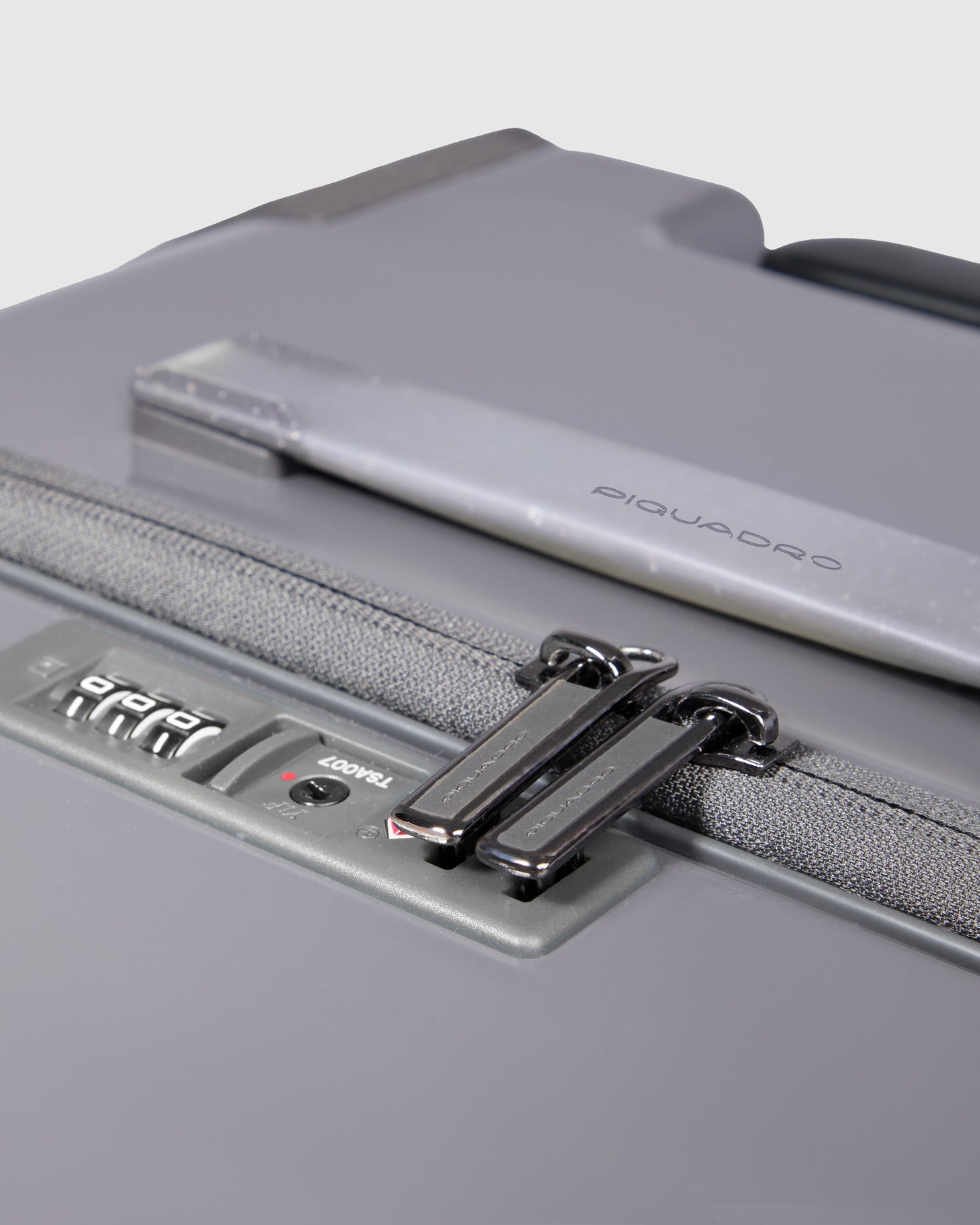 Piquadro Polycarbonate Trunk Trolley Grey 80cm