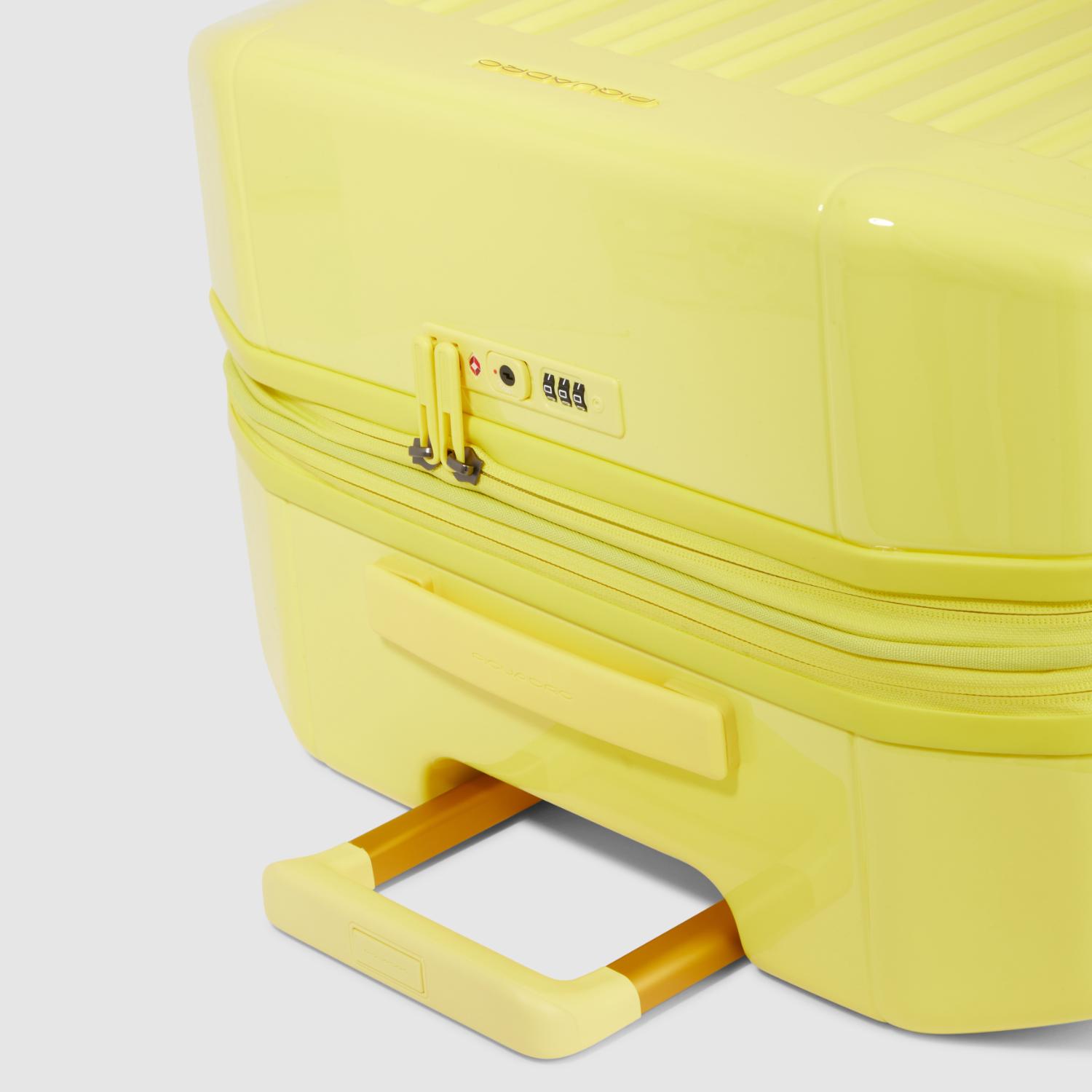 Piquadro Pq-Light Large Size Expandable Trolley With 4 Wheels In Polycarbonate Yellow