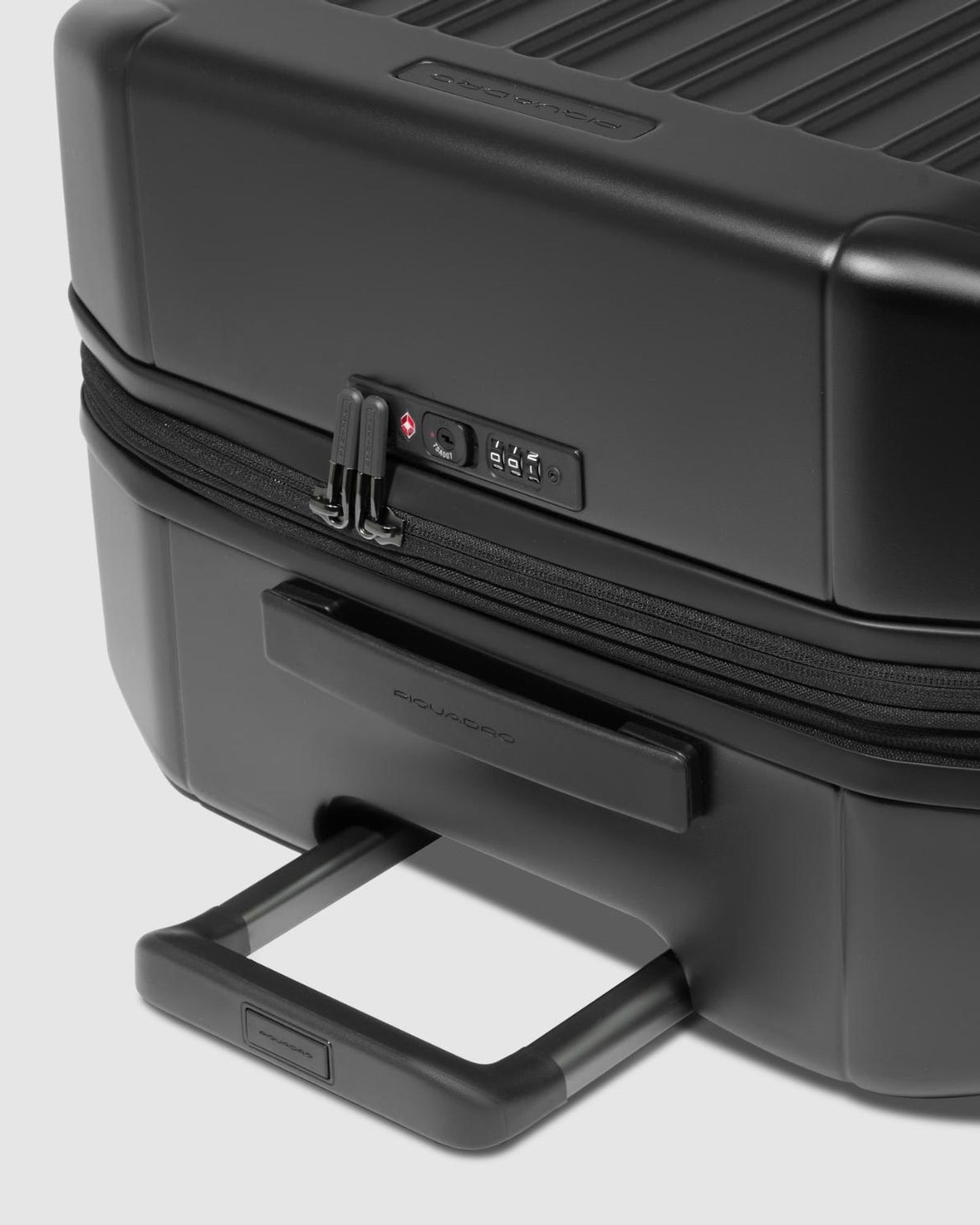 Piquadro Pq-Light Large Size Expandable Trolley 4-Wheel