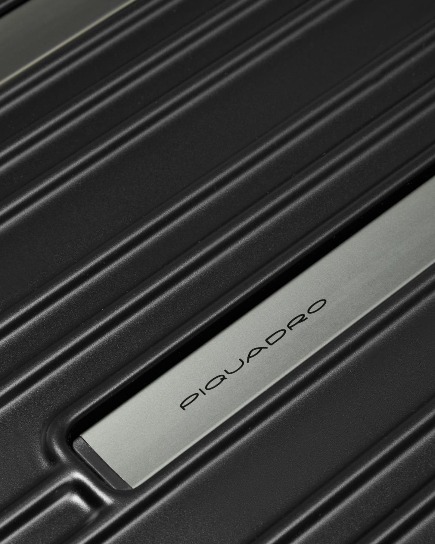 Piquadro Pq-Light Large Size Expandable Trolley 4-Wheel