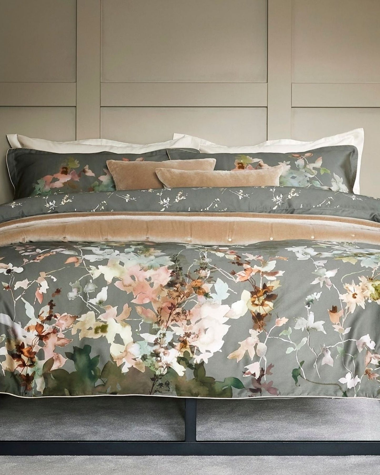 Christy "Botanical" Duvet Cover Sets in Forest
