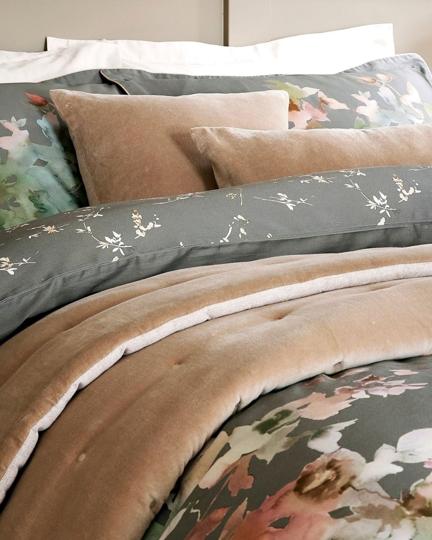 Christy "Botanical" Duvet Cover Sets in Forest