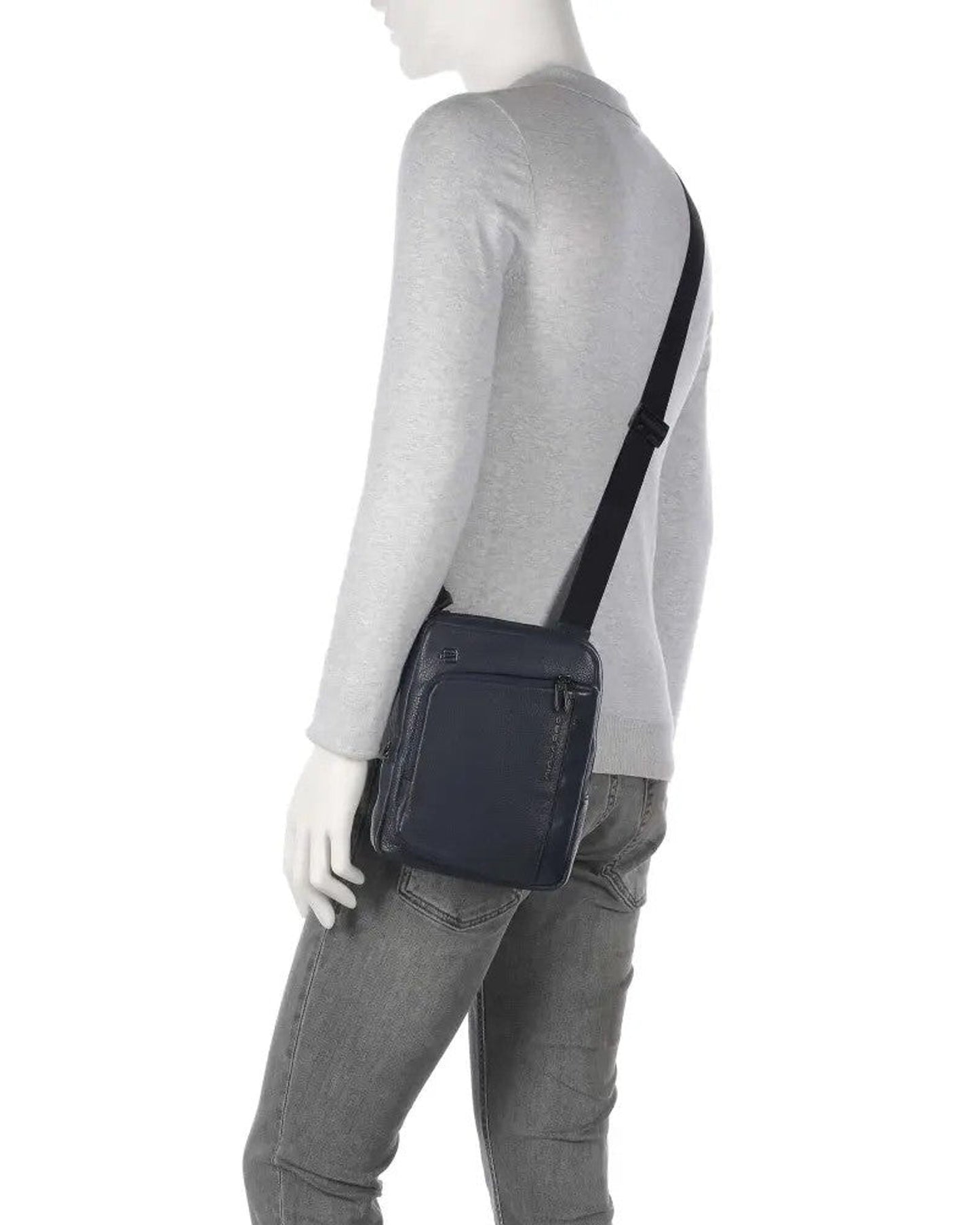 Piquadro  S134 Crossbody In Leather Blue CA3084S134/BLU