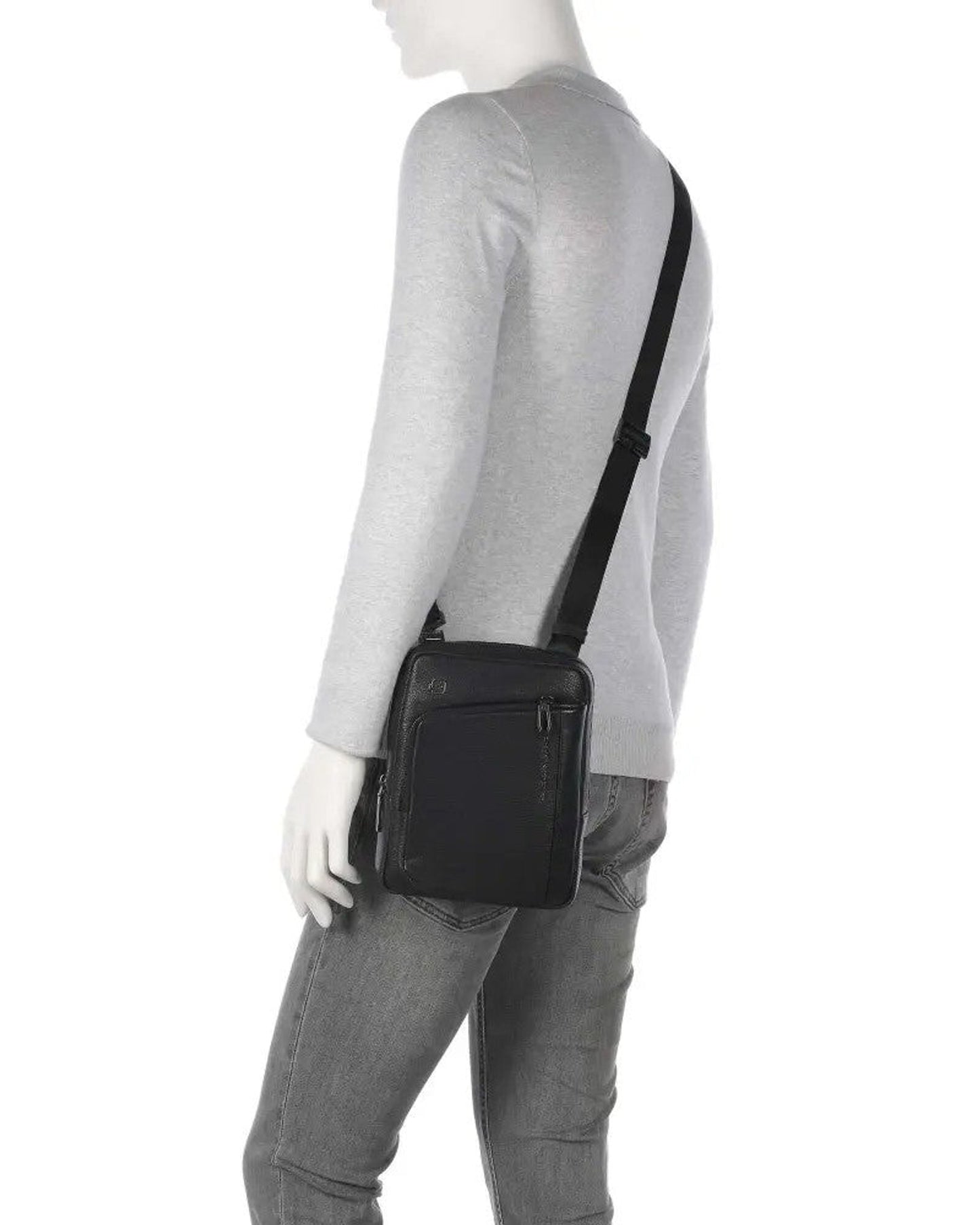 Piquadro  S134 Crossbody In Leather Black CA3084S134/N