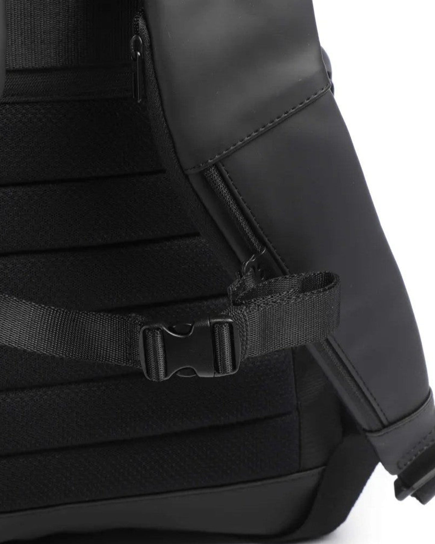 Piquadro  Roll-Top Laptop And Ipad Backpack   X Ducati Black CA6291C2OWD