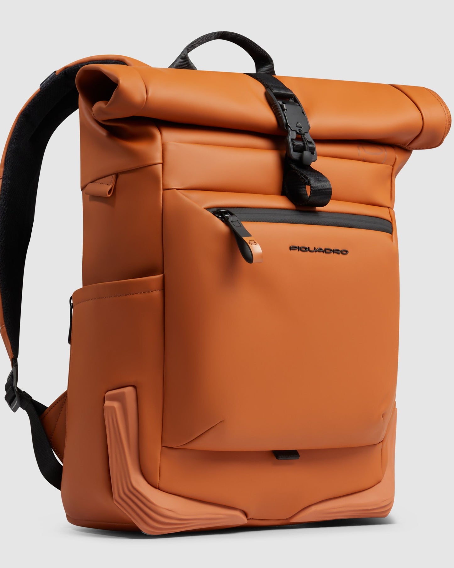 Piquadro Sternum Strap Laptop Backpack Tobacco Brown