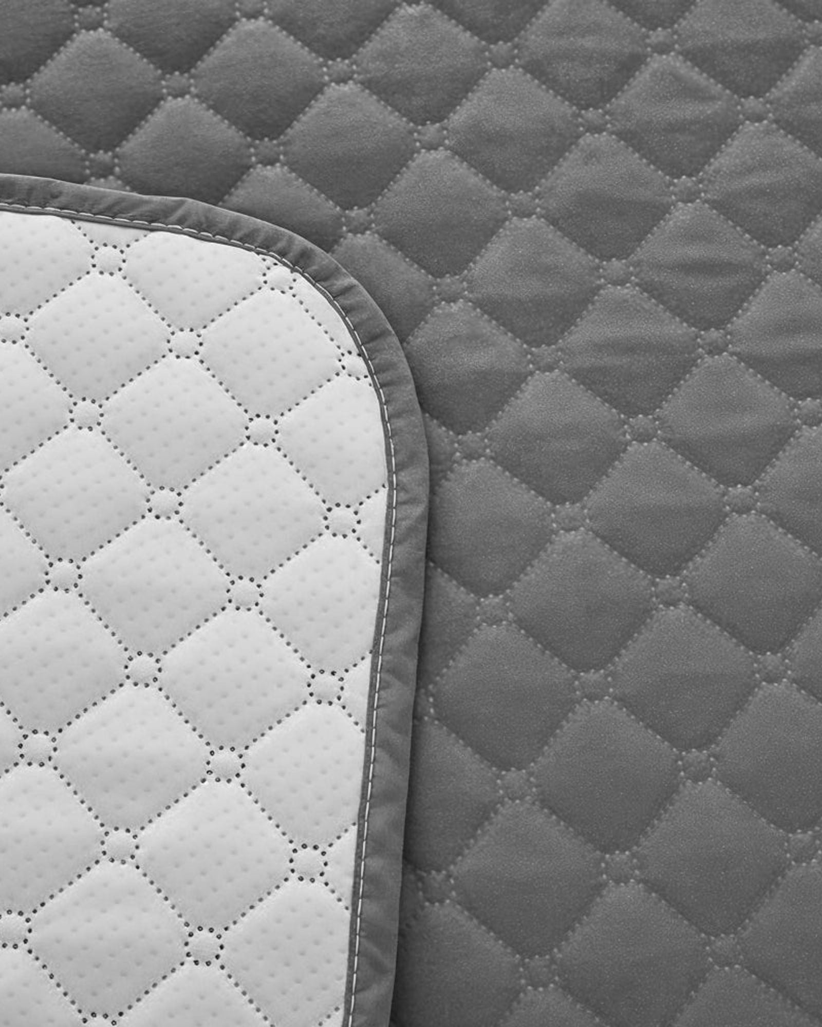 Cotton Home Premium 1 Seater Quilted Sofa Protector