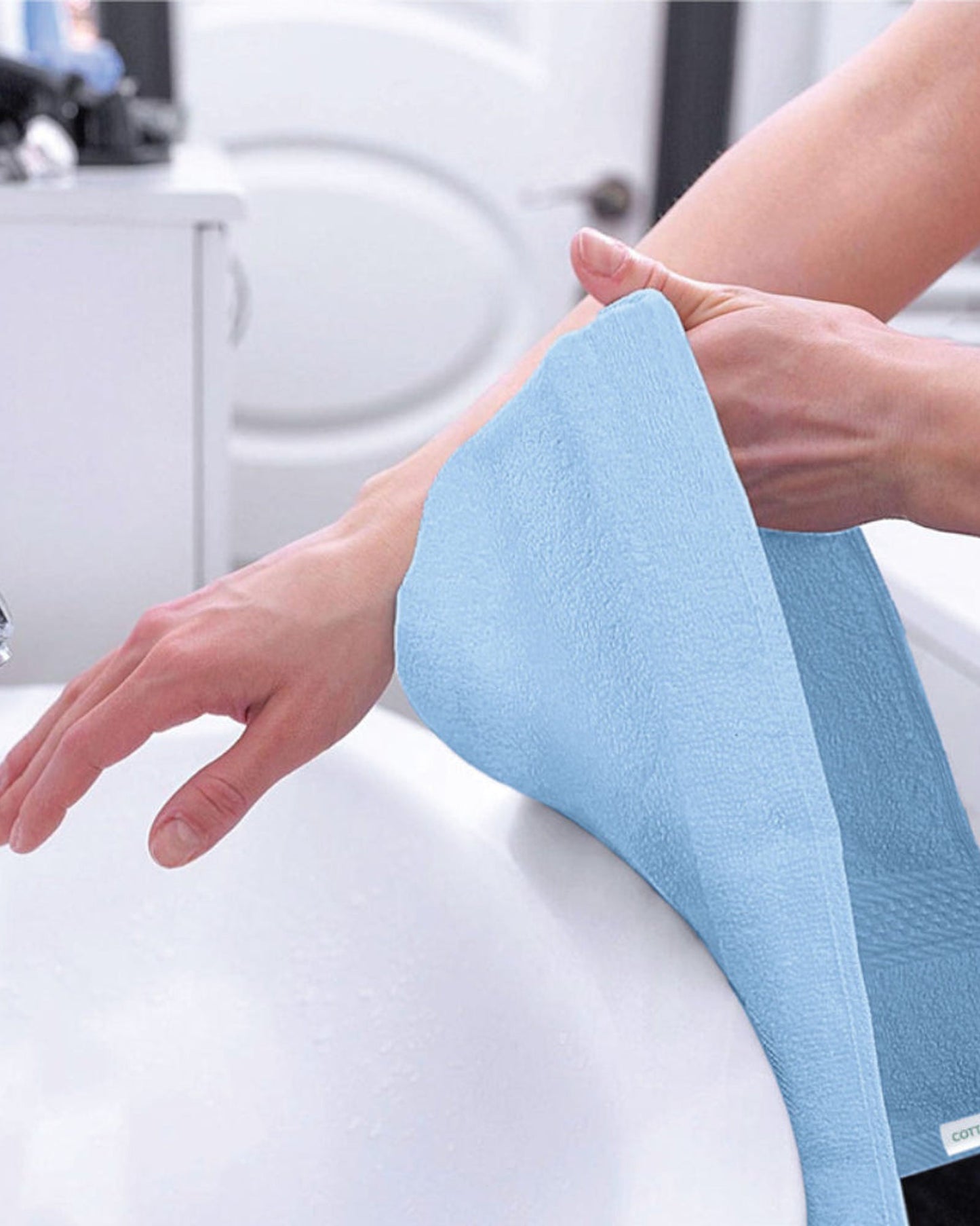 Cotton Home  Premium Cotton Towel 40x70cm Hand Towel, 600 GSM Quick Dry and Durable