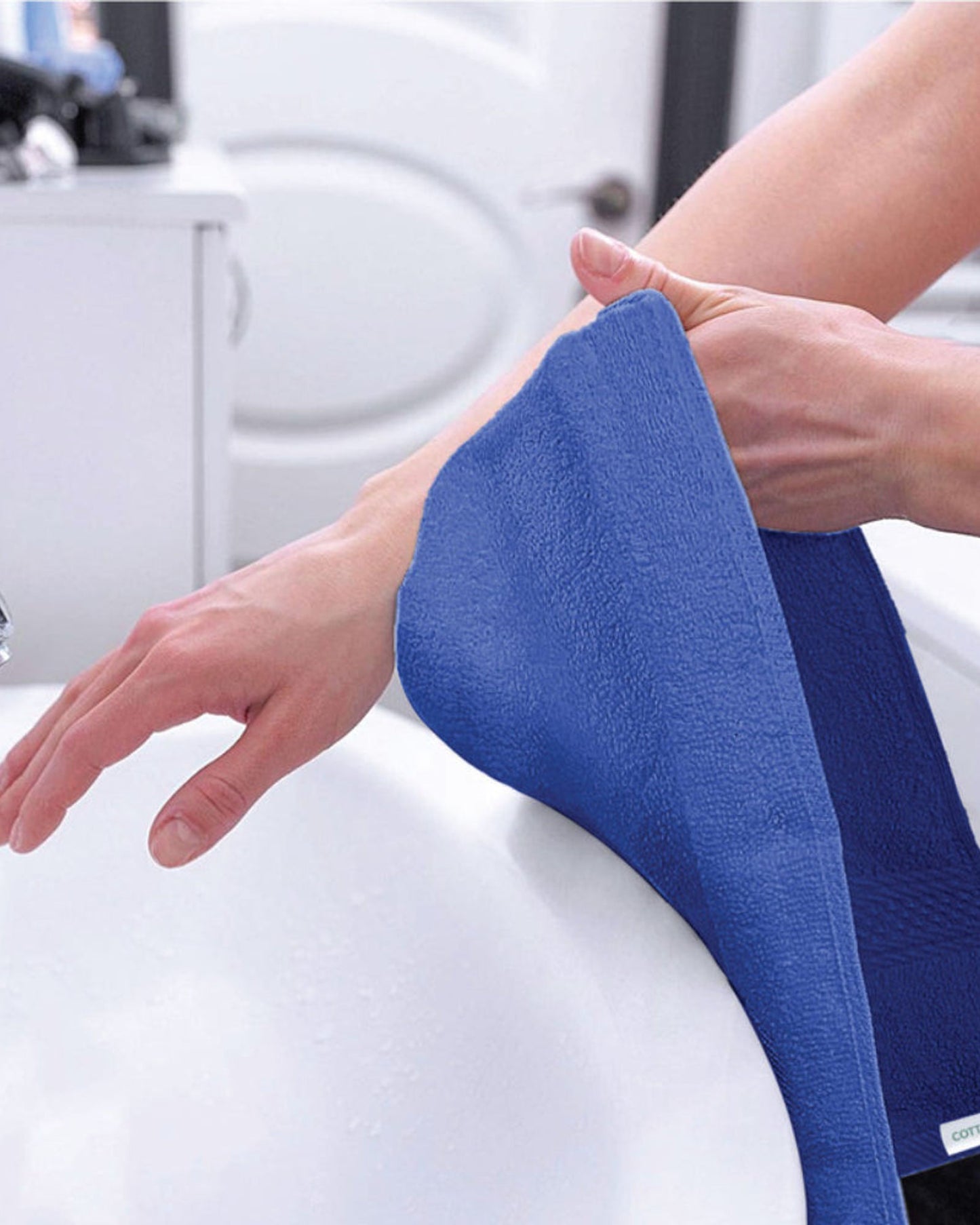 Cotton Home  Premium Cotton Towel 40x70cm 4-Piece Hand Towel,  600 GSM Quick Dry and Durable