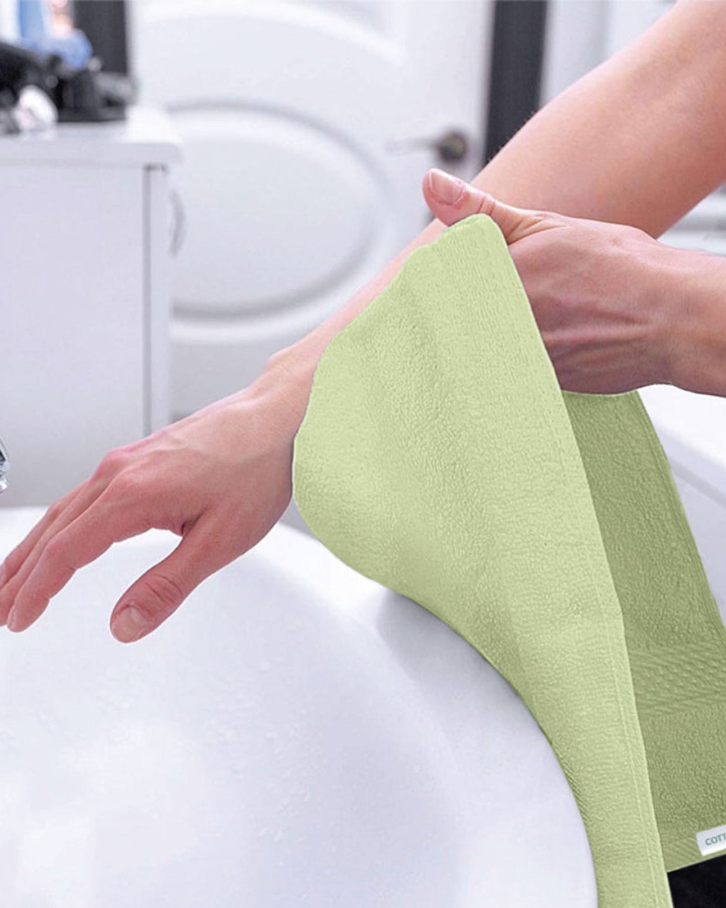 Cotton Home  Premium Cotton Towel 40x70cm 4-Piece Hand Towel,  600 GSM Quick Dry and Durable